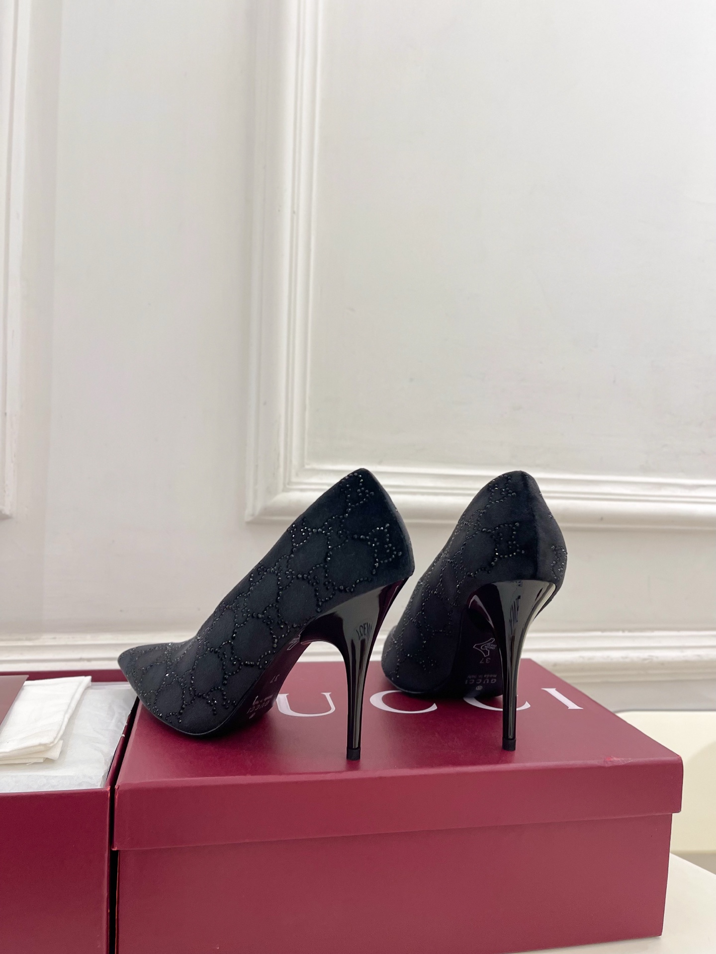 Designer Heeled Shoe