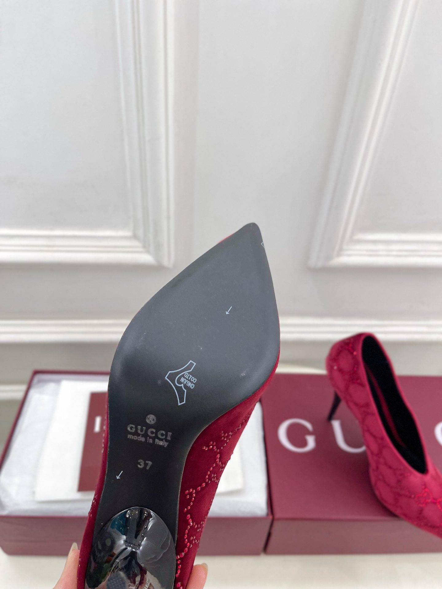 Designer Heeled Shoe