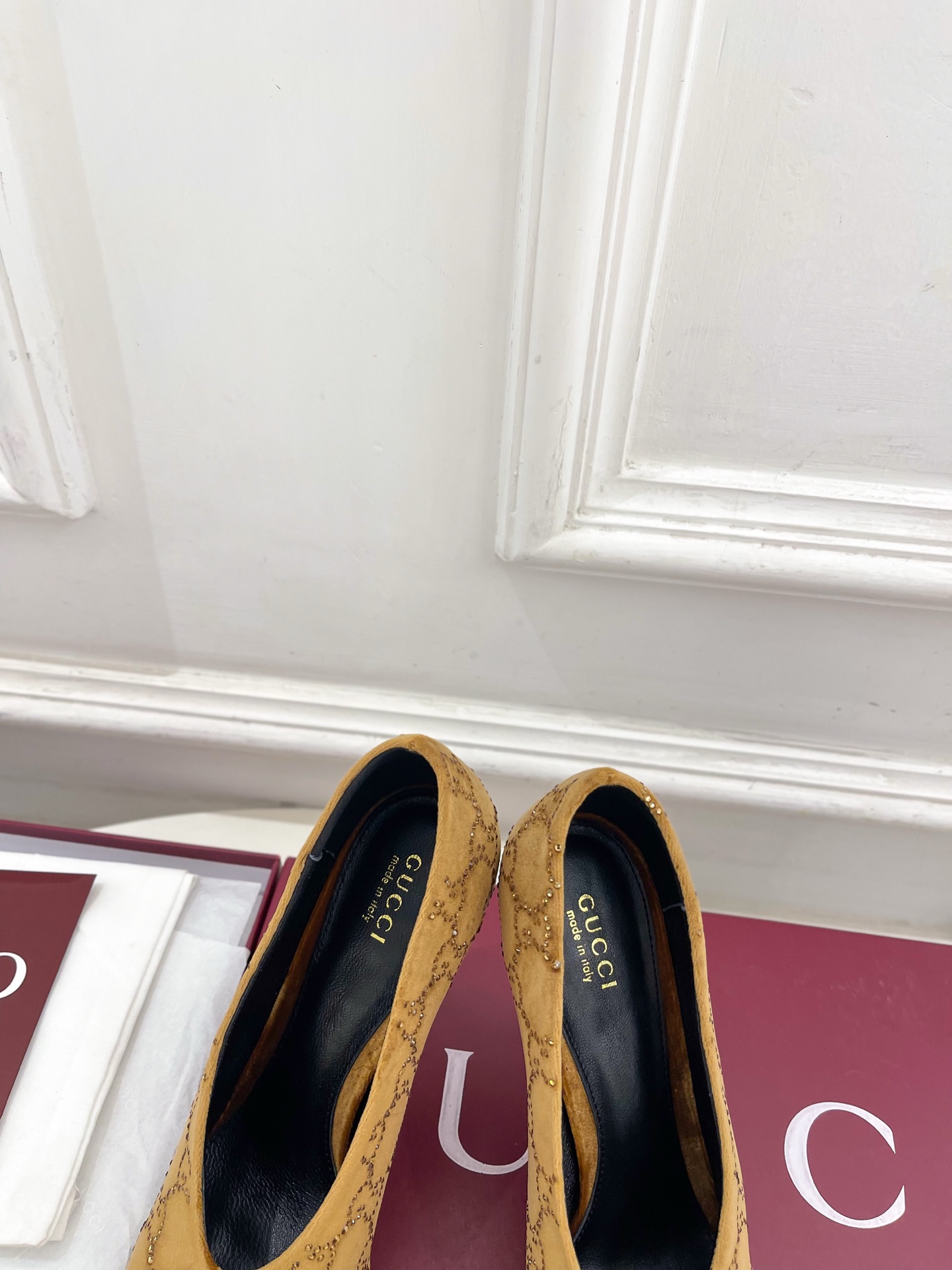 Designer Heeled Shoe