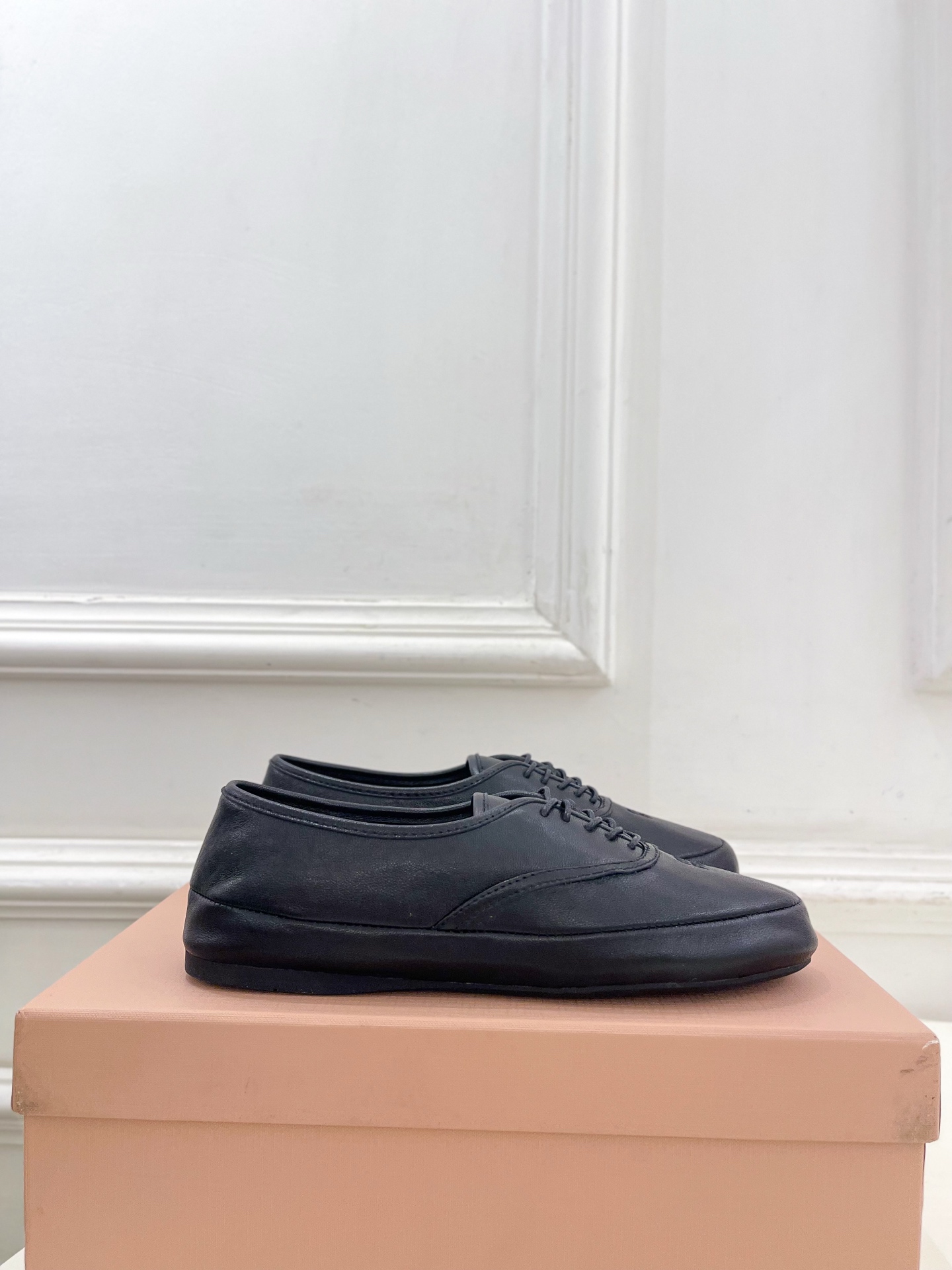 Miu Miu Sneaker