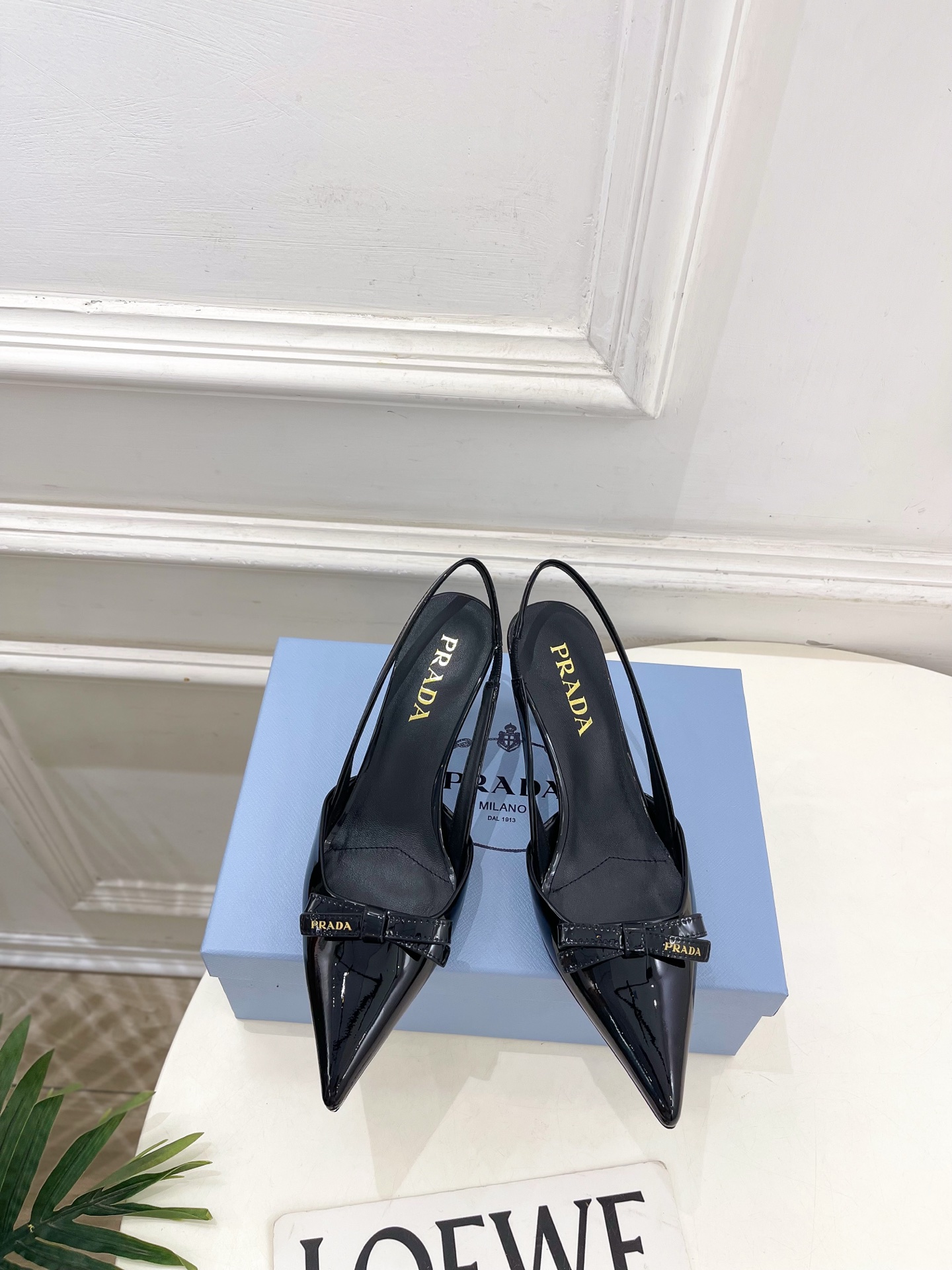 Prada Style Leather Women's Shoes Lookbook Reference image 1