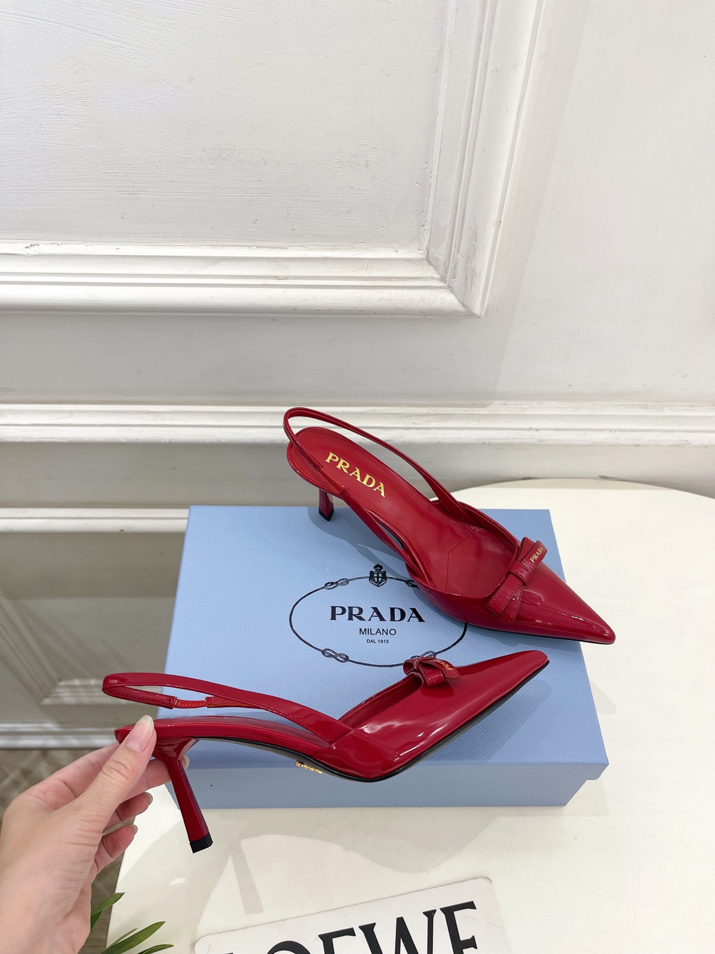 Prada Style Leather Women's Shoes style reference detail image 4 from source 784788