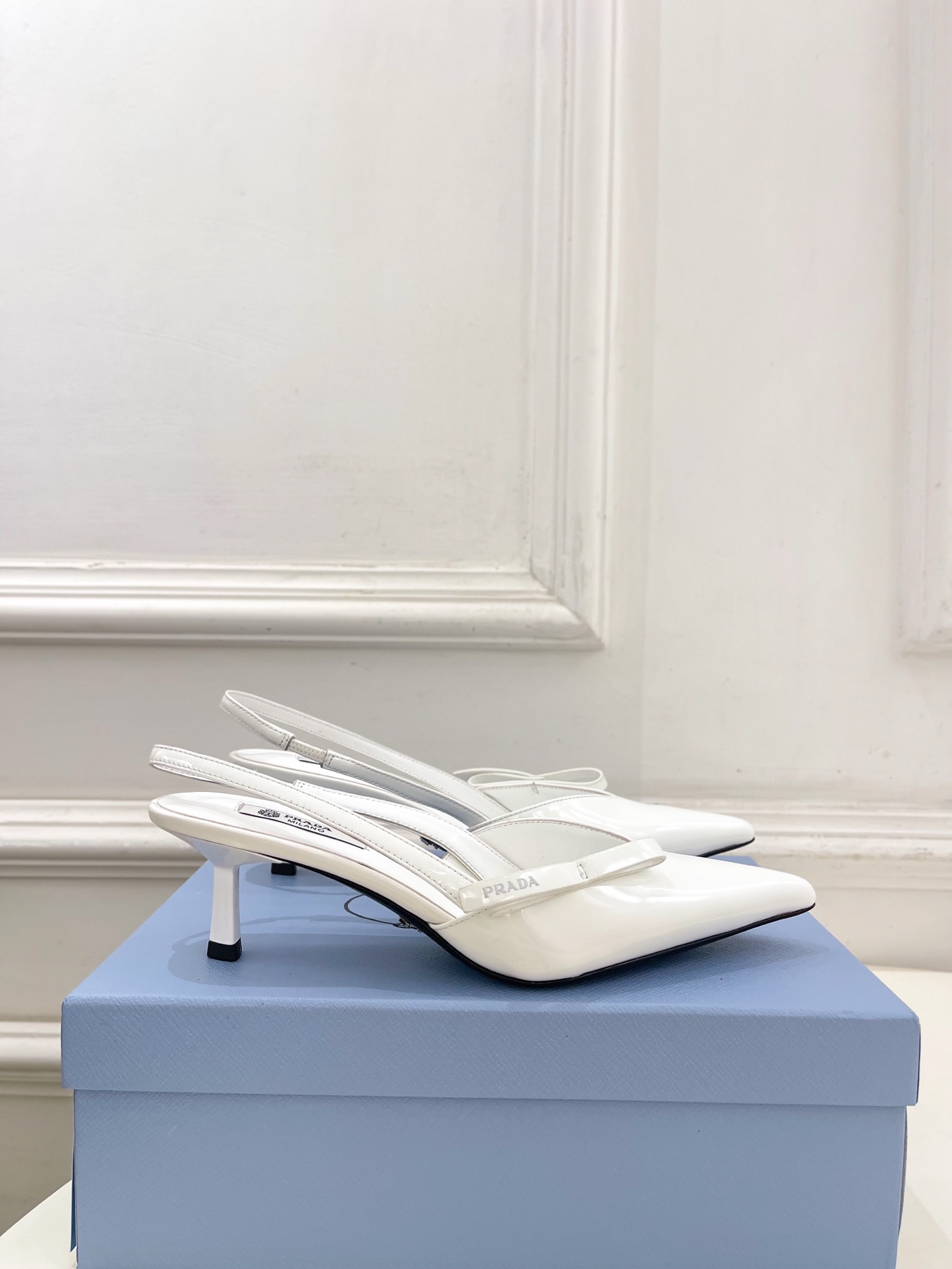Prada Style Leather Women's Shoes Lookbook Reference image 2