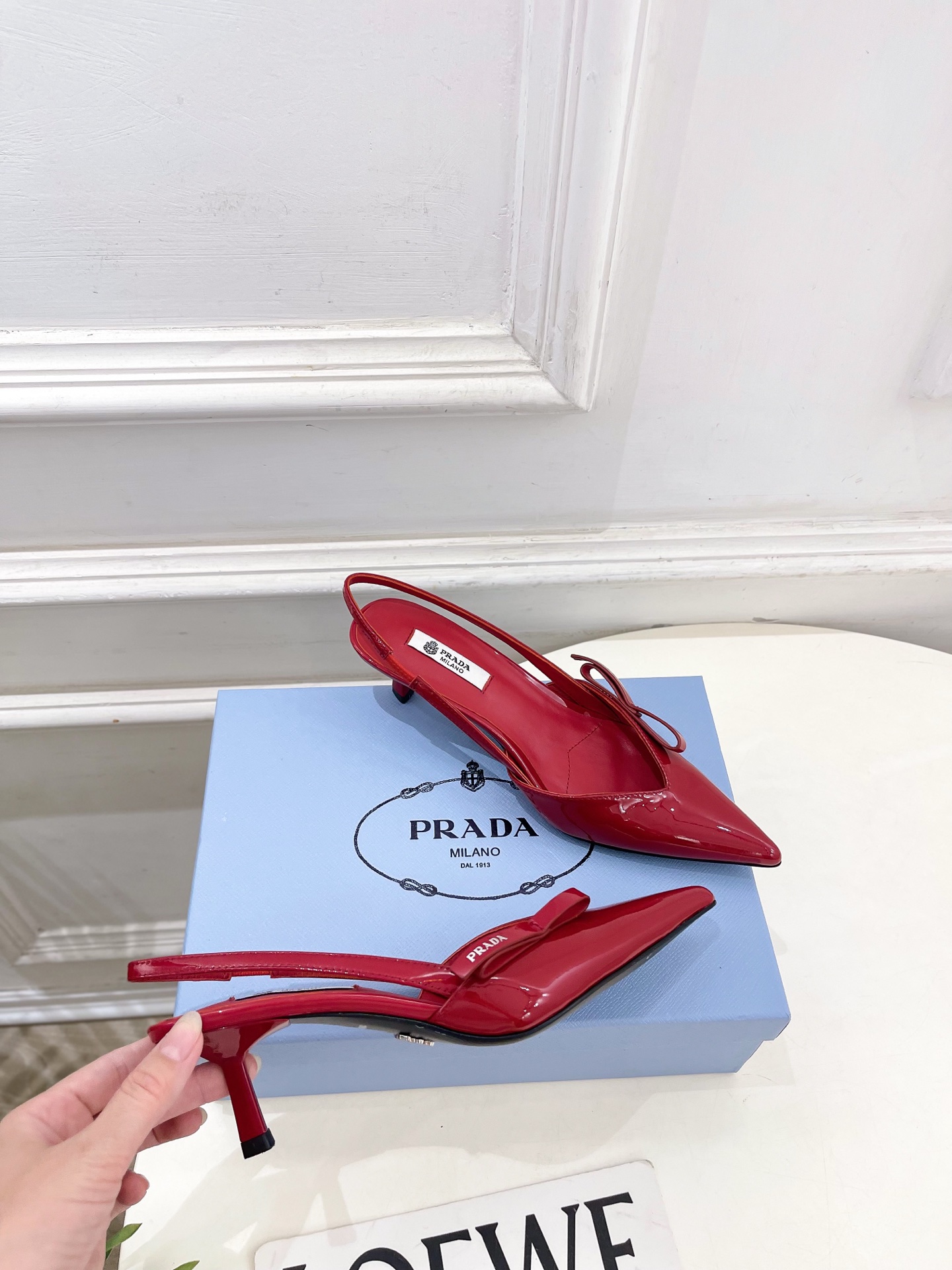 Prada Style Leather Women's Shoes style reference detail image 4 from source 784792