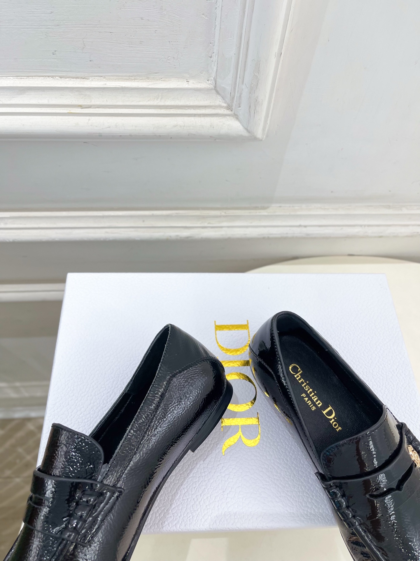 Dior |  迪奥 26𝐬𝐬 🧡💚2026春夏新品 顶级版本⚠️专柜主打新款  经典CD褶皱平底乐福鞋