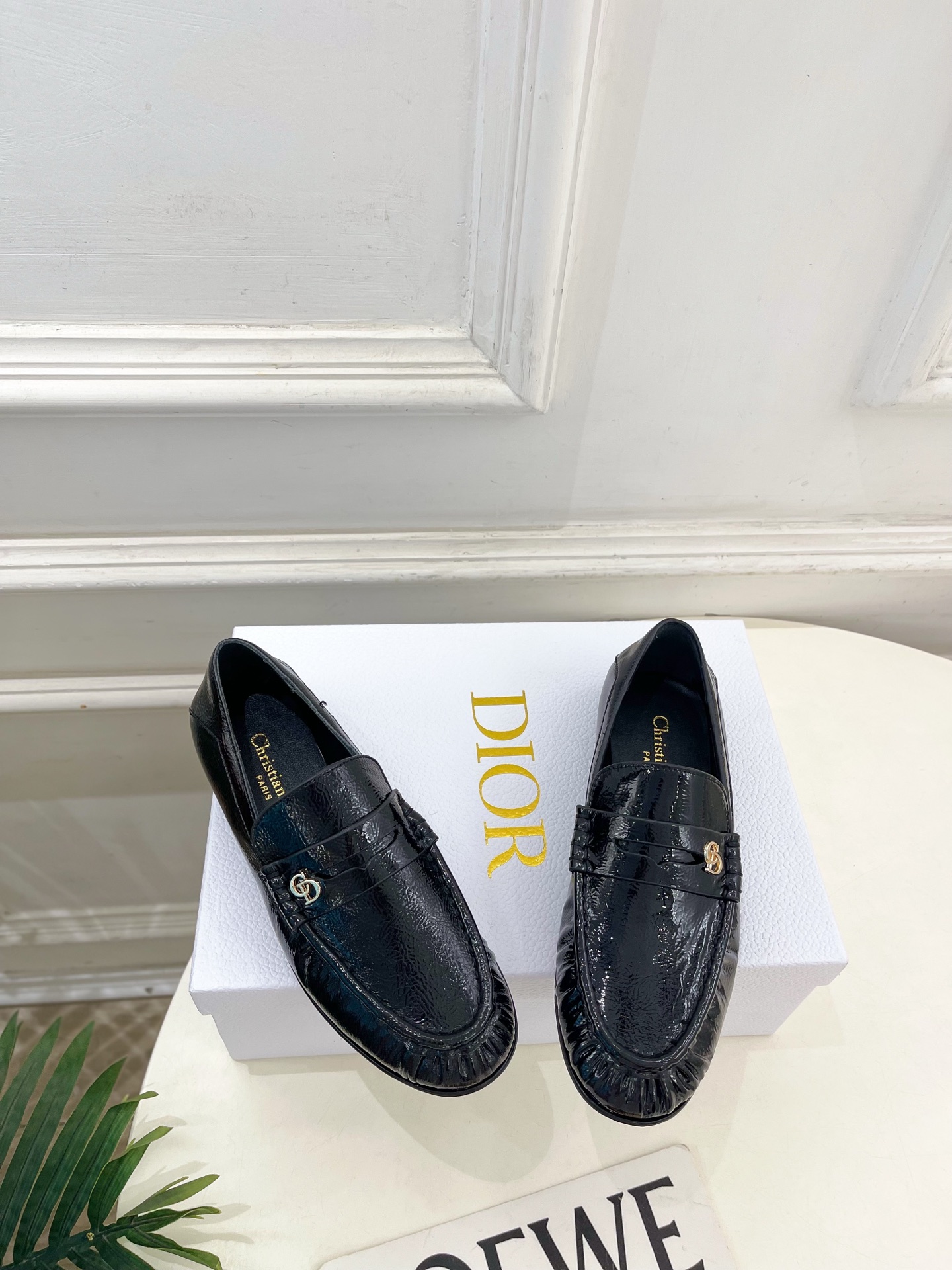 Dior |  迪奥 26𝐬𝐬 🧡💚2026春夏新品 顶级版本⚠️专柜主打新款  经典CD褶皱平底乐福鞋