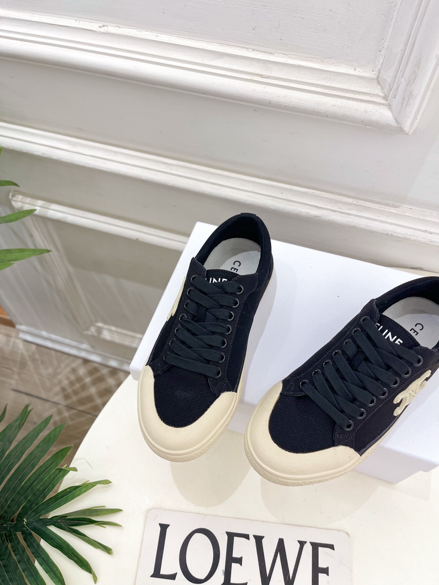 CELINE  | 赛琳  26𝐬𝐬 💛2026春夏新品凯旋门ALAN帆布低帮休闲运动鞋 上新！🔜 BS