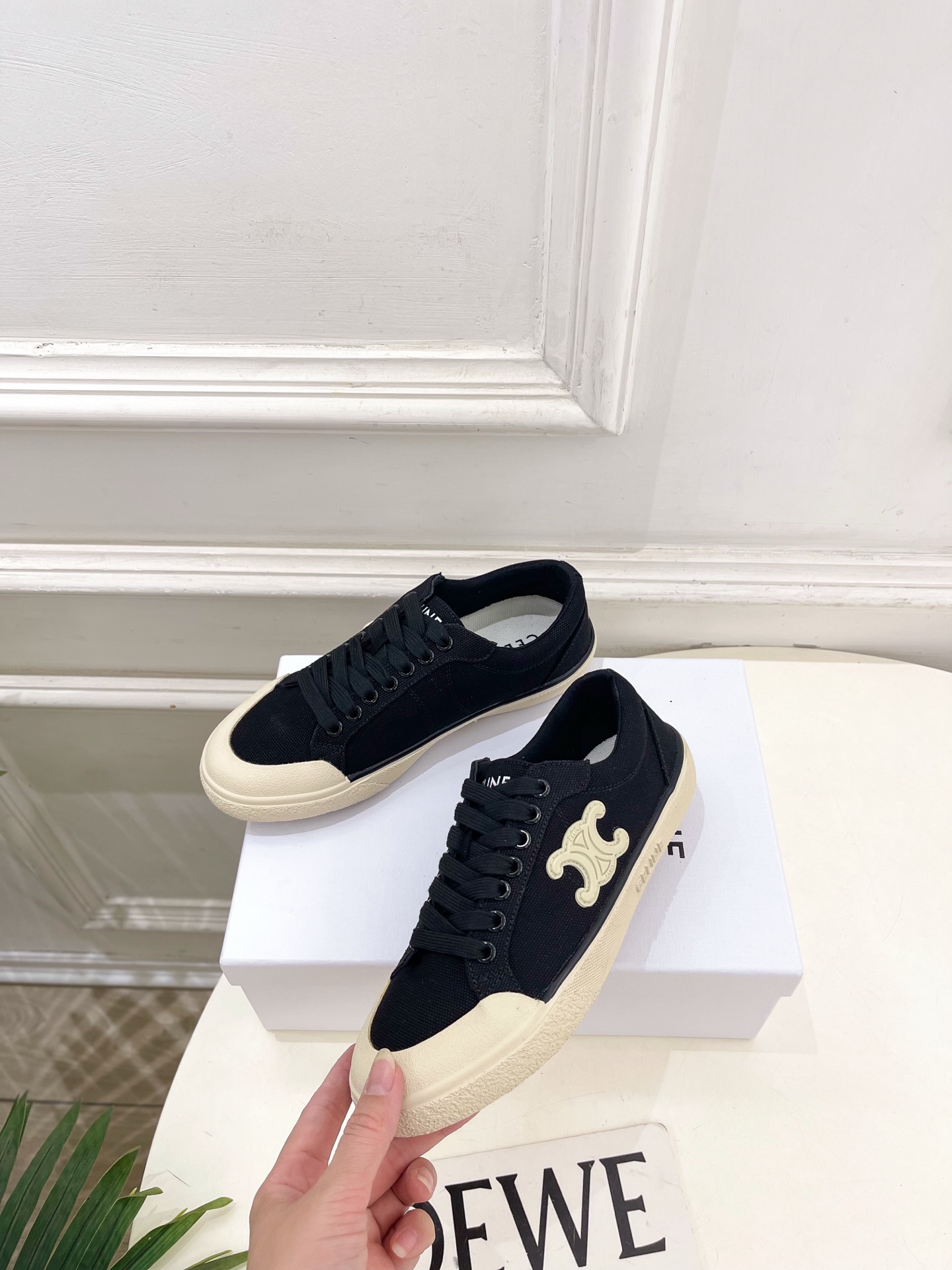 CELINE  | 赛琳  26𝐬𝐬 💛2026春夏新品凯旋门ALAN帆布低帮休闲运动鞋 上新！🔜 BS