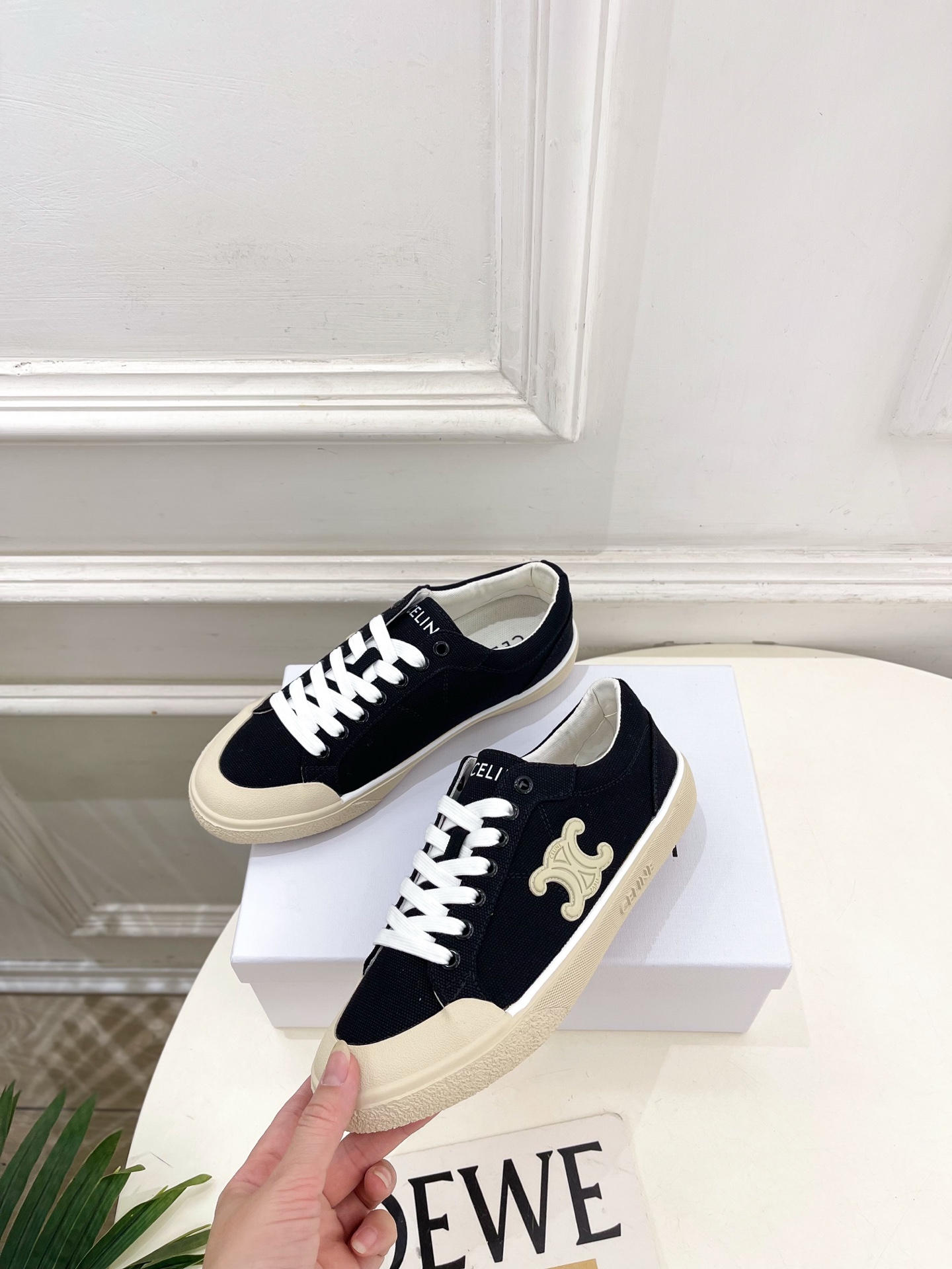 CELINE  | 赛琳  26𝐬𝐬 💛2026春夏新品凯旋门ALAN帆布低帮休闲运动鞋 上新！🔜 BS