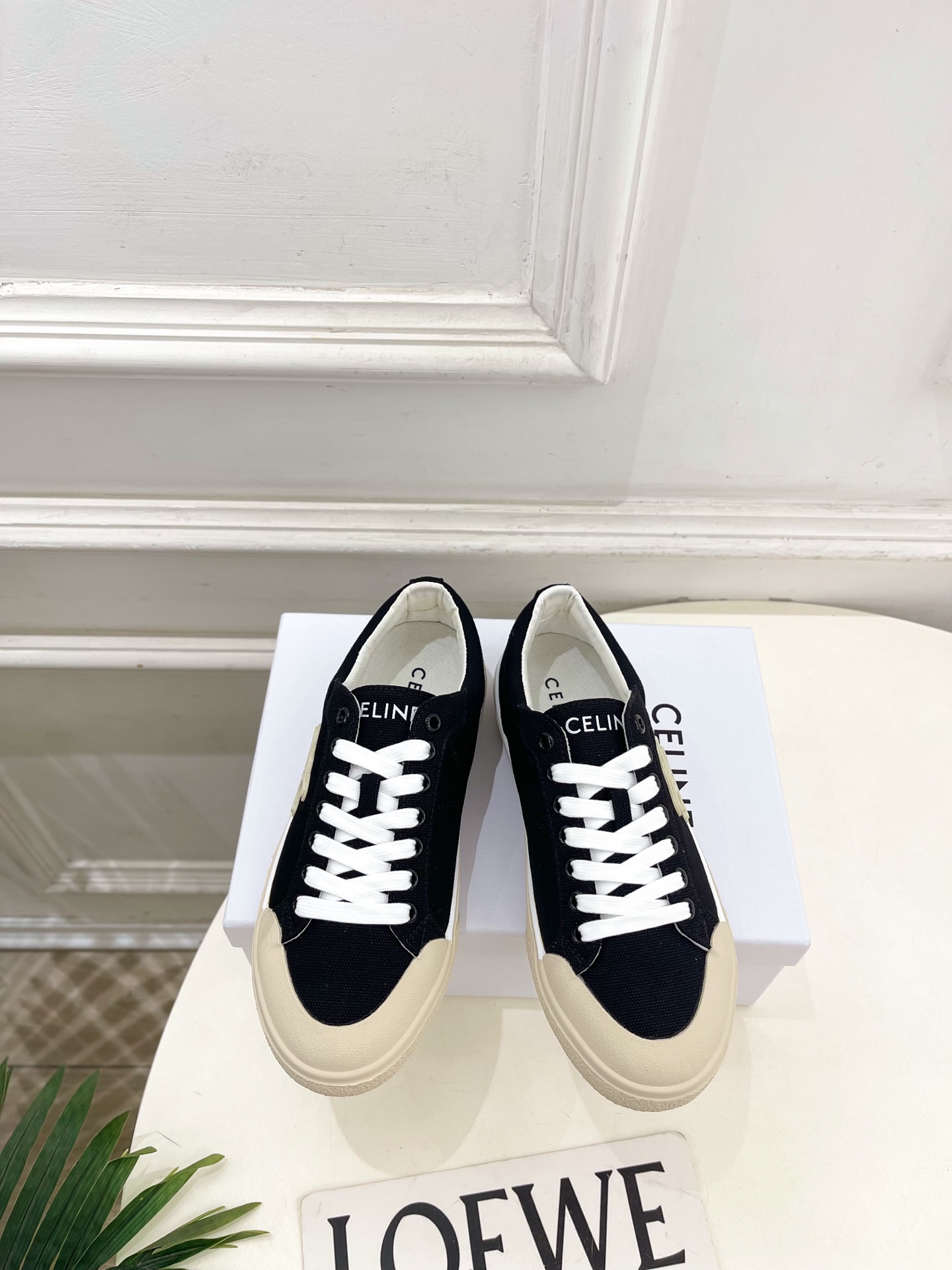 CELINE  | 赛琳  26𝐬𝐬 💛2026春夏新品凯旋门ALAN帆布低帮休闲运动鞋 上新！🔜 BS