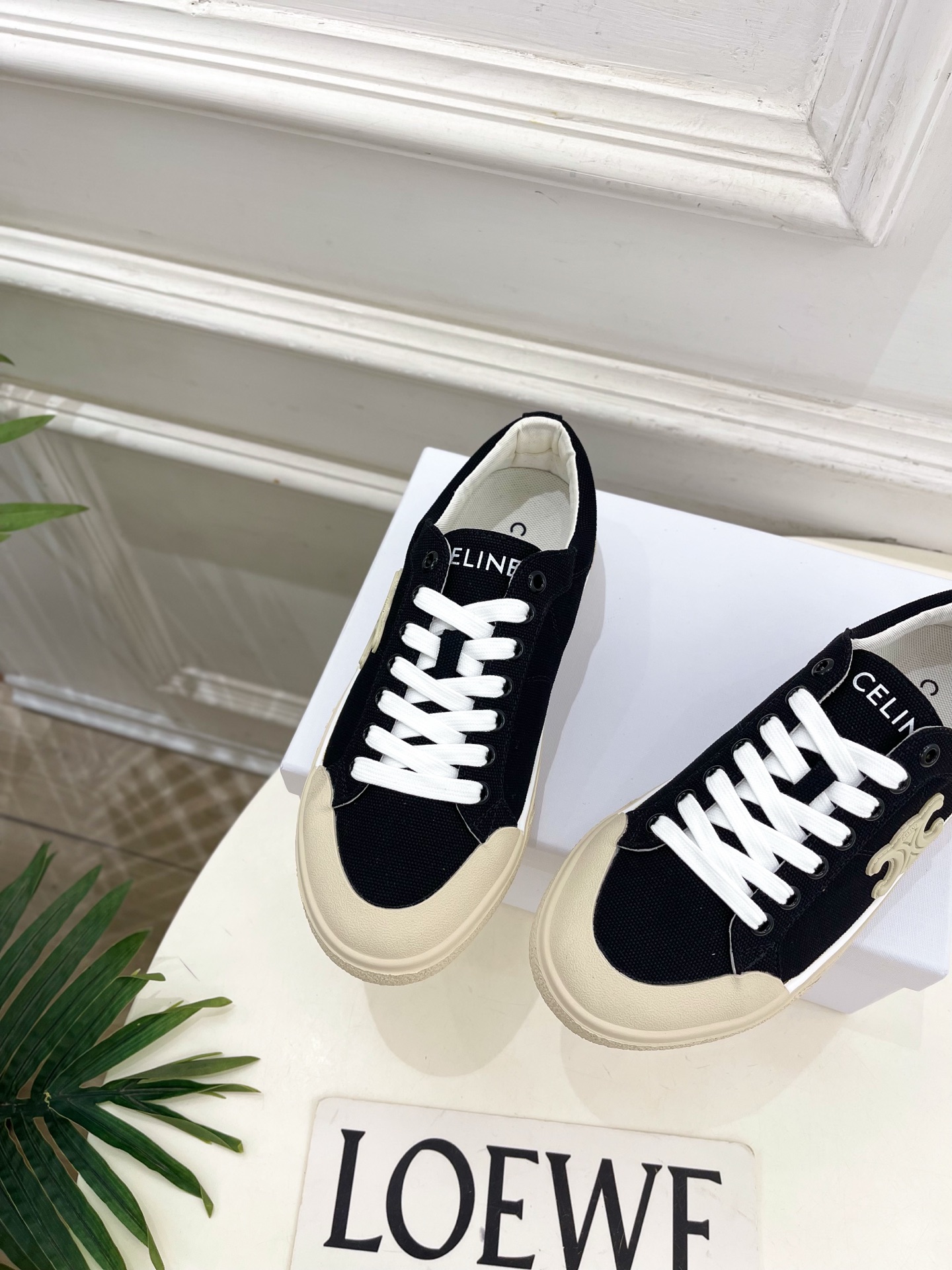 CELINE  | 赛琳  26𝐬𝐬 💛2026春夏新品凯旋门ALAN帆布低帮休闲运动鞋 上新！🔜 BS