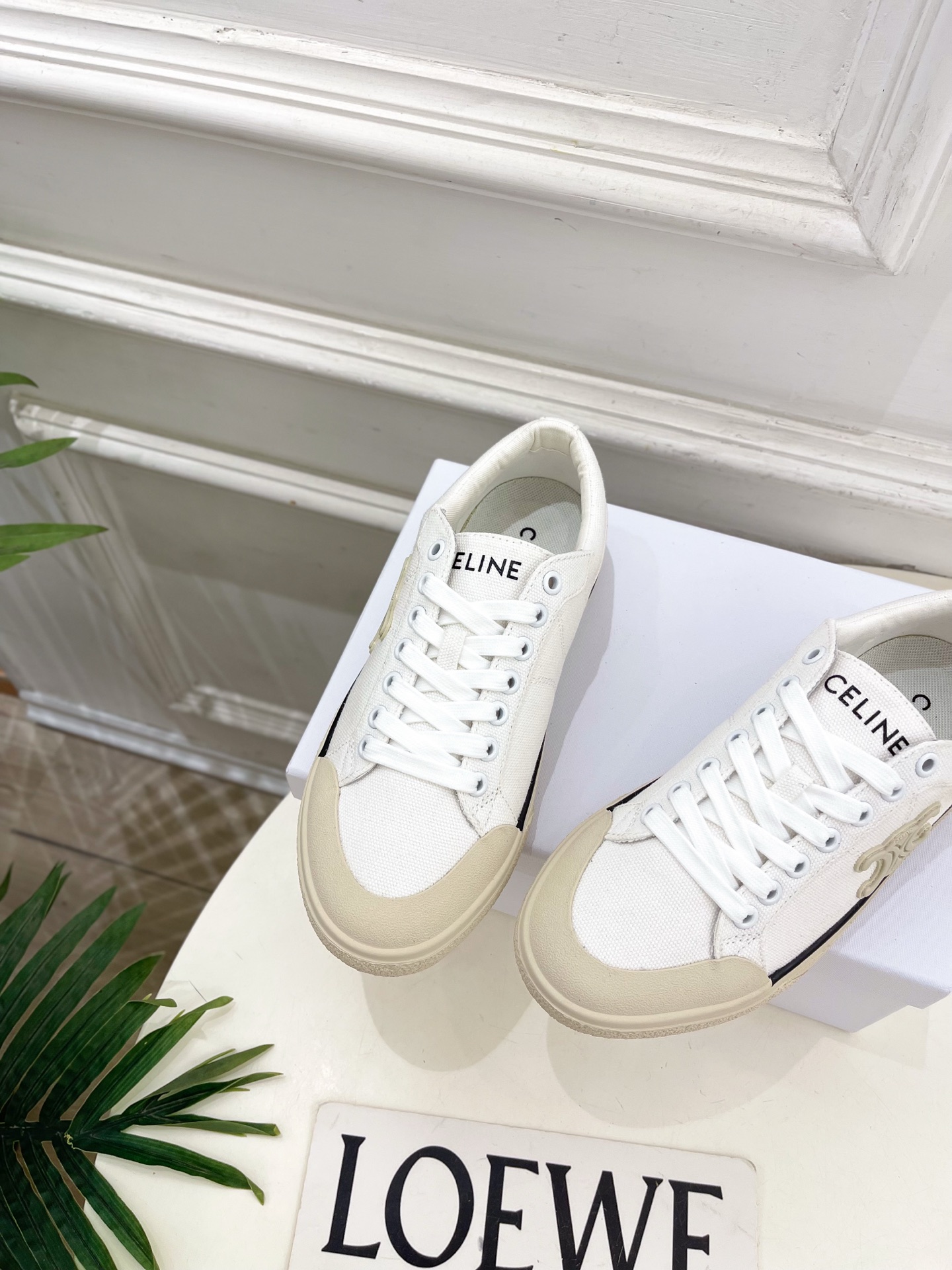 CELINE  | 赛琳  26𝐬𝐬 💛2026春夏新品凯旋门ALAN帆布低帮休闲运动鞋 上新！🔜 BS