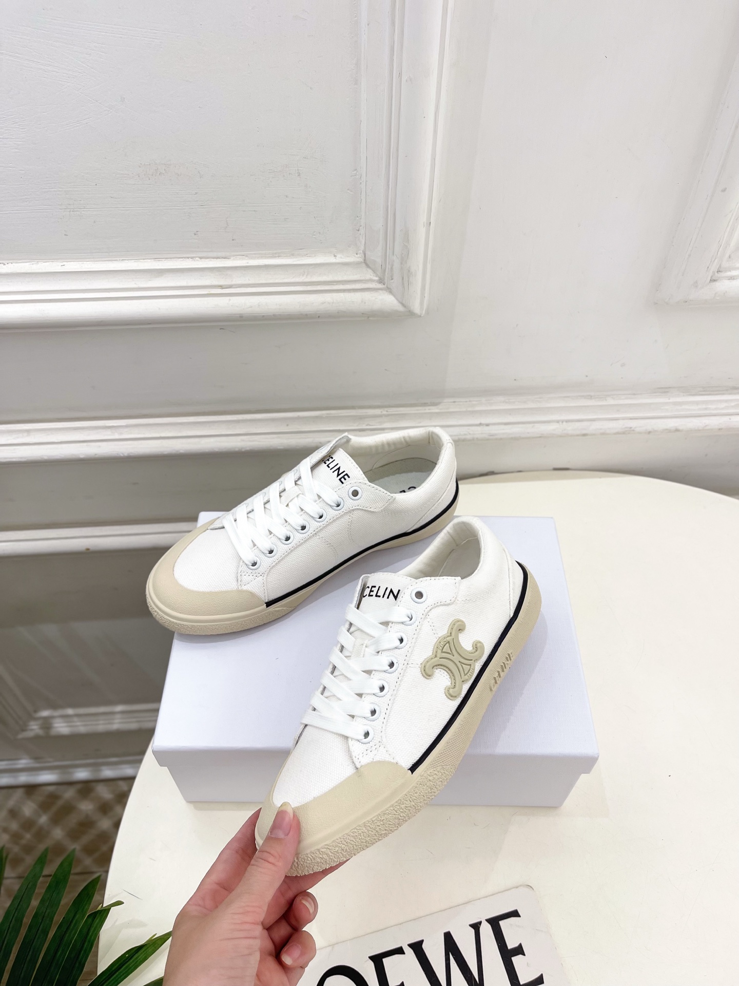 CELINE  | 赛琳  26𝐬𝐬 💛2026春夏新品凯旋门ALAN帆布低帮休闲运动鞋 上新！🔜 BS