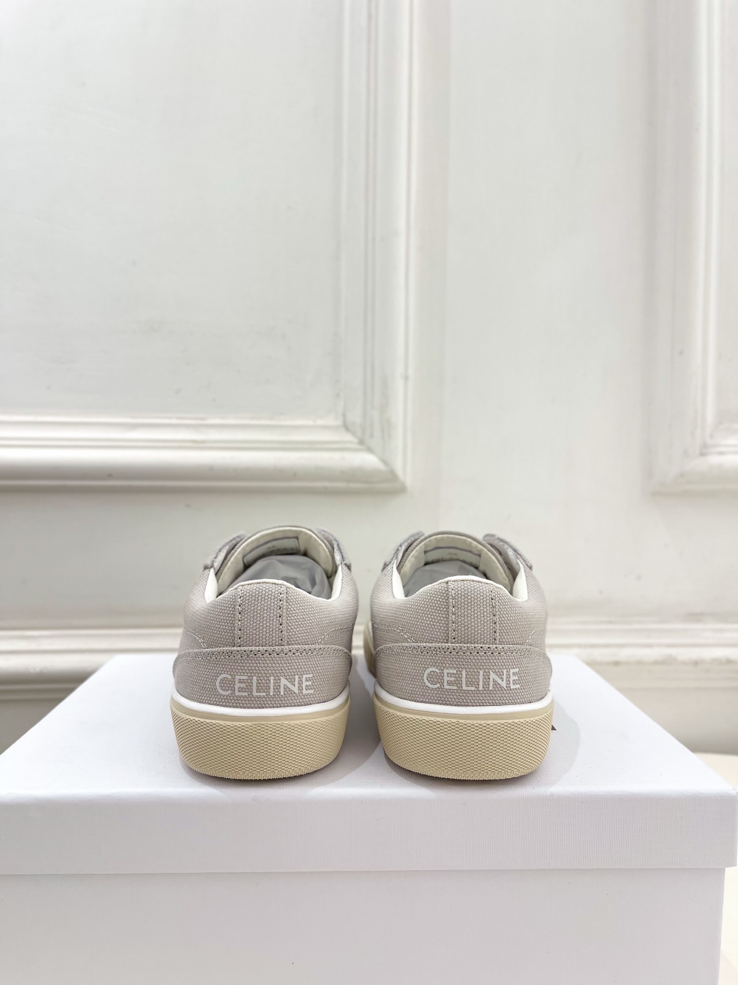 CELINE  | 赛琳  26𝐬𝐬 💛2026春夏新品凯旋门ALAN帆布低帮休闲运动鞋 上新！🔜 BS