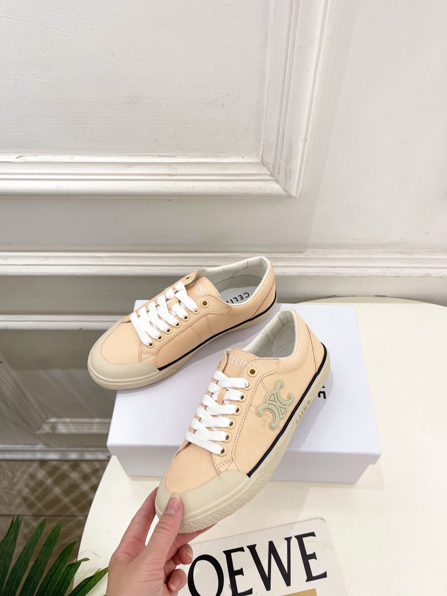 CELINE  | 赛琳  26𝐬𝐬 💛2026春夏新品凯旋门ALAN帆布低帮休闲运动鞋 上新！🔜 BS