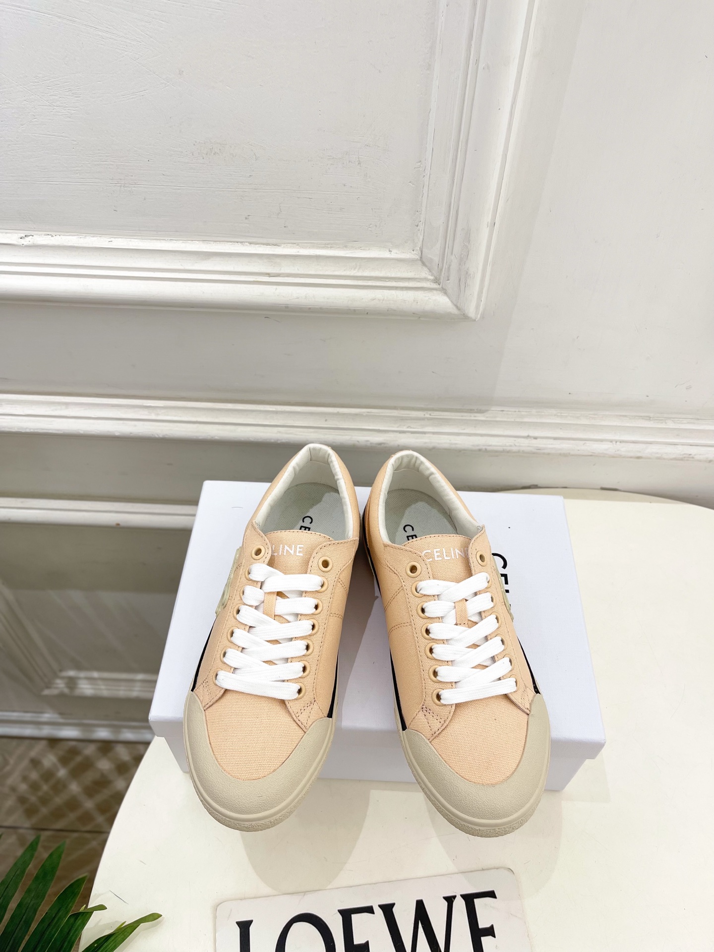 CELINE  | 赛琳  26𝐬𝐬 💛2026春夏新品凯旋门ALAN帆布低帮休闲运动鞋 上新！🔜 BS