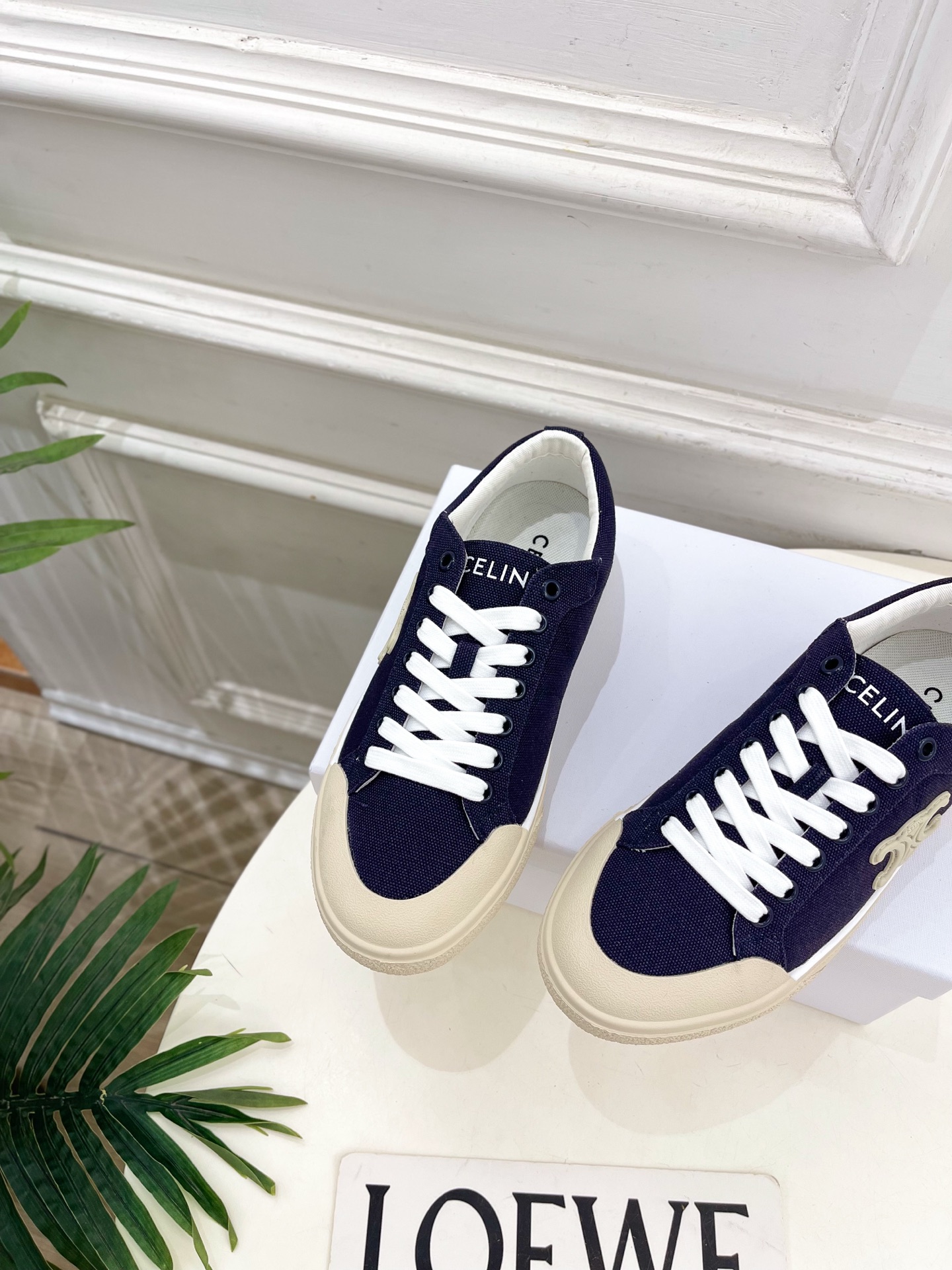 CELINE  | 赛琳  26𝐬𝐬 💛2026春夏新品凯旋门ALAN帆布低帮休闲运动鞋 上新！🔜 BS