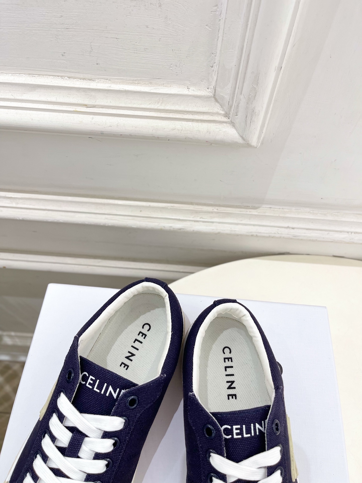 CELINE  | 赛琳  26𝐬𝐬 💛2026春夏新品凯旋门ALAN帆布低帮休闲运动鞋 上新！🔜 BS