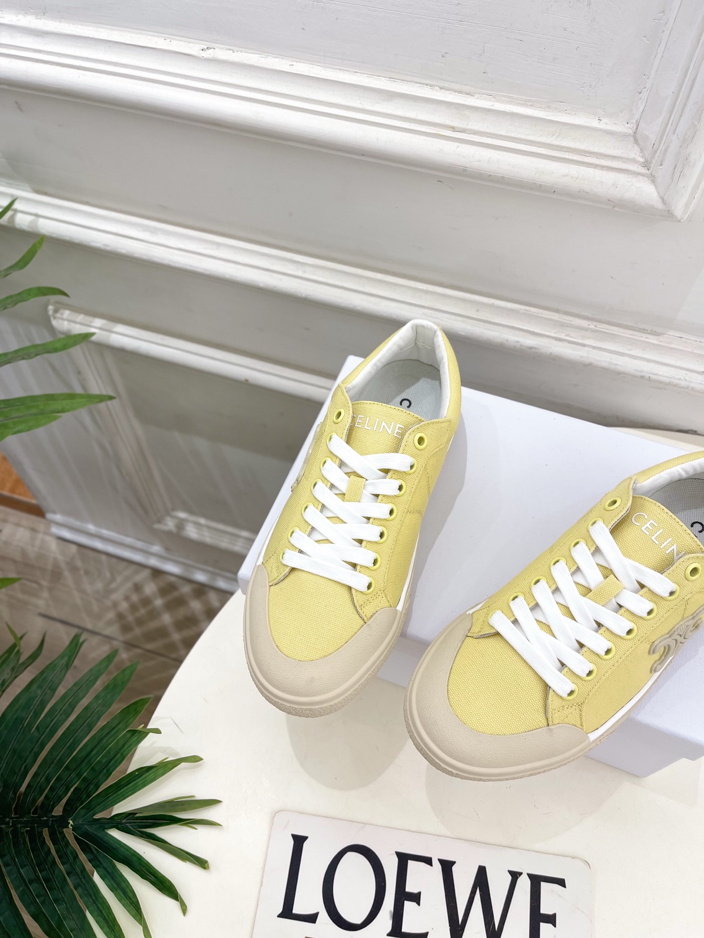 CELINE  | 赛琳  26𝐬𝐬 💛2026春夏新品凯旋门ALAN帆布低帮休闲运动鞋 上新！🔜 BS