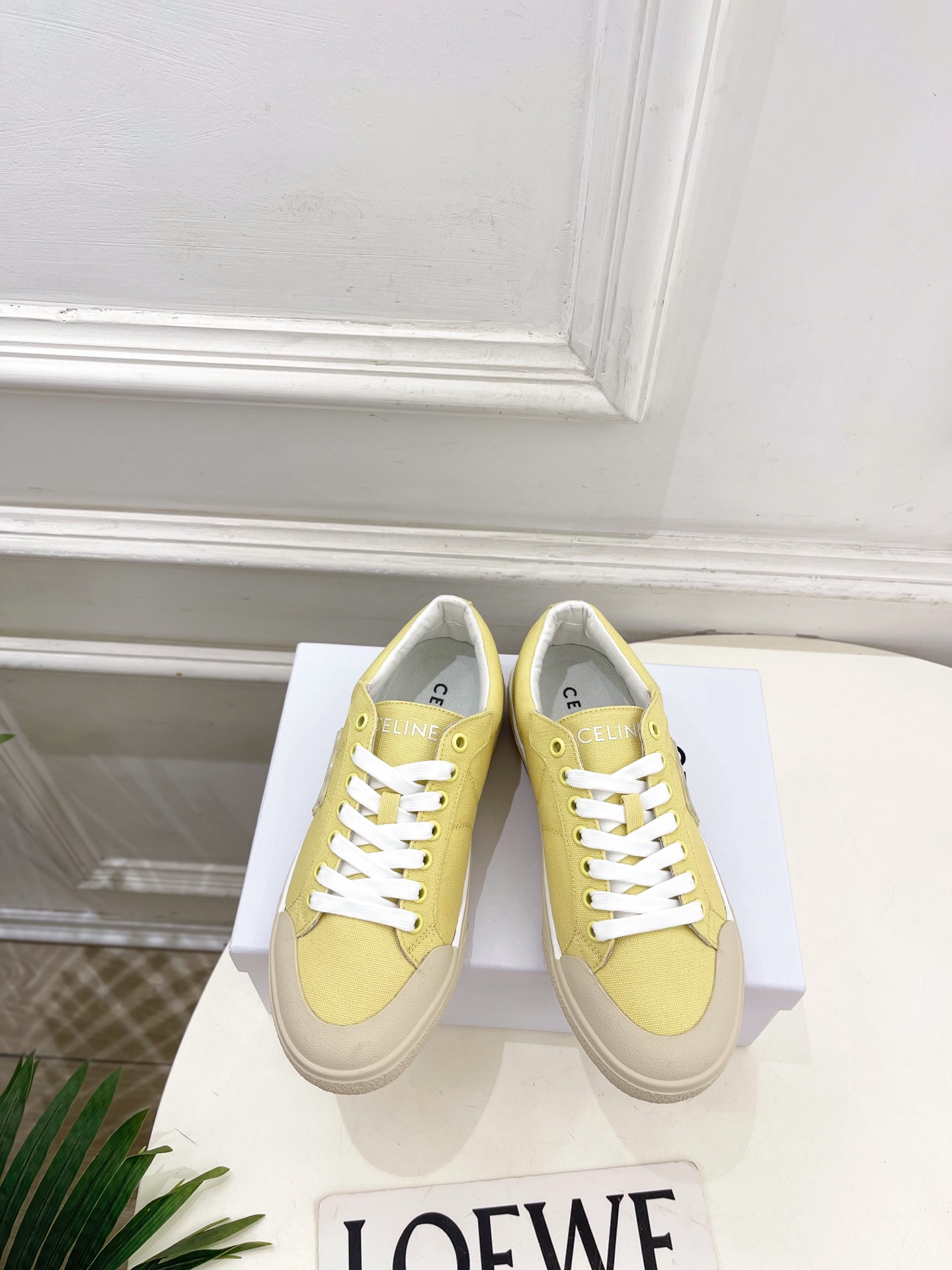 CELINE  | 赛琳  26𝐬𝐬 💛2026春夏新品凯旋门ALAN帆布低帮休闲运动鞋 上新！🔜 BS