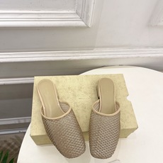 The row 2026春夏新品 TR水钻镂空网纱半拖鞋—————————作为这两年最受欢迎的设计师牌, The row 2026春夏新品 TR水钻镂空网纱半拖鞋—————————作为这两年最受欢迎的设计师牌,