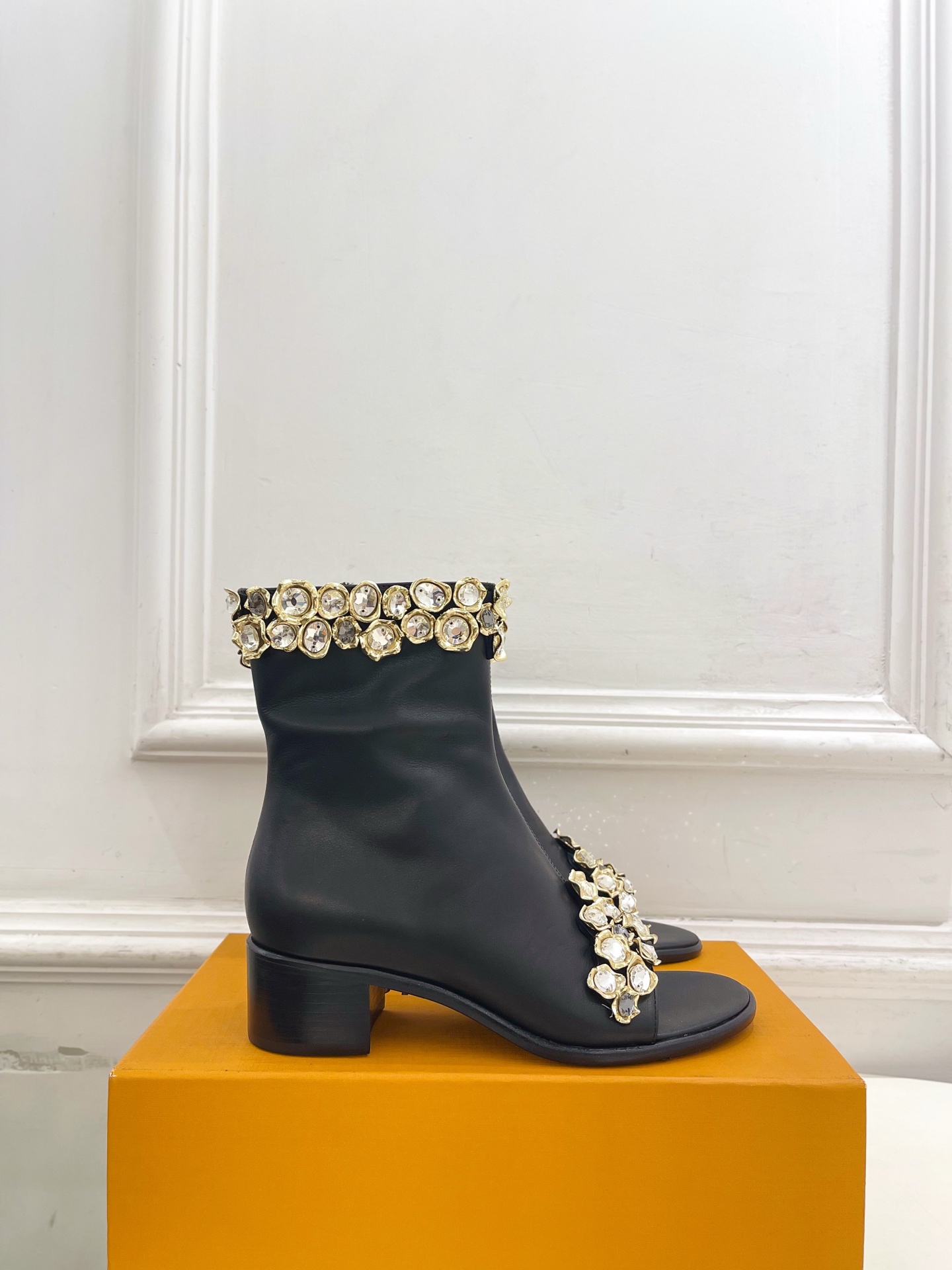 Designer Women Shoes