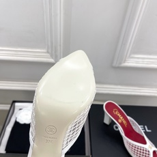 𝐂𝐇𝐀𝐍𝐄𝐋 | 小香 26𝐬𝐬 🦋2026 春夏新品 专柜经典走秀款 小香双C网面镂空鱼嘴粗跟拖 𝐂𝐇𝐀𝐍𝐄𝐋 | 小香 26𝐬𝐬 🦋2026 春夏新品 专柜经典走秀款 小香双C网面镂空鱼嘴粗跟拖