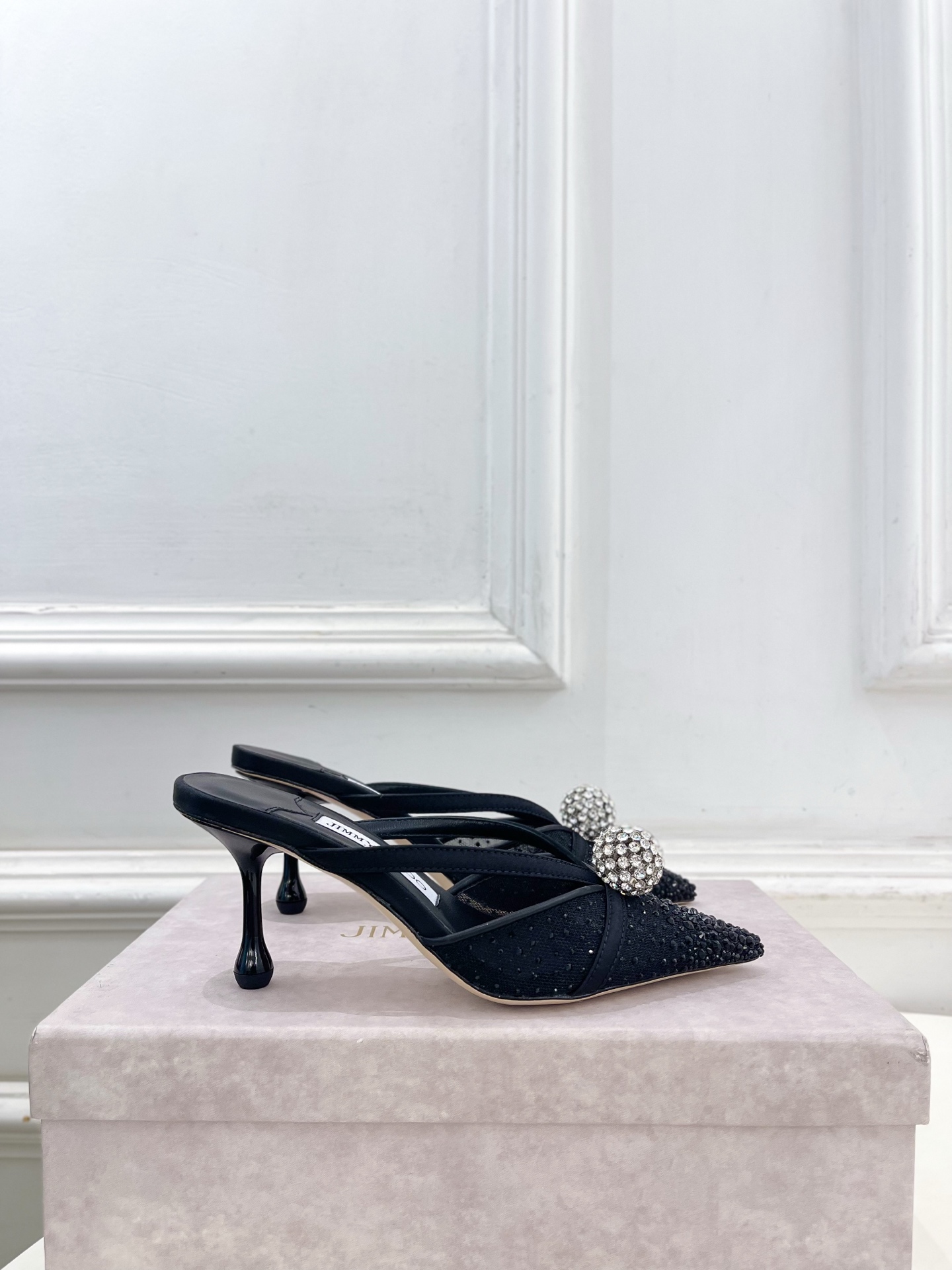 JimmyChoo 吉米周 26𝐬𝐬 ——— ✨ 2026春夏新品 专柜最新JC水钻球网纱尖头高跟 JimmyChoo 吉米周 26𝐬𝐬 ——— ✨ 2026春夏新品 专柜最新JC水钻球网纱尖头高跟