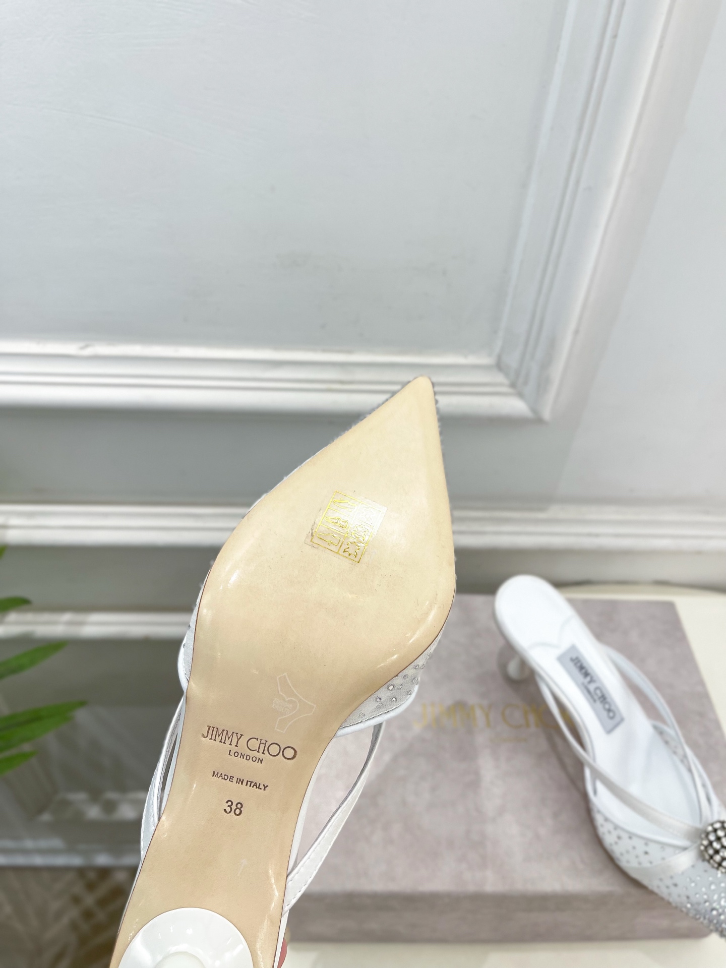 JimmyChoo 吉米周 26𝐬𝐬 ——— ✨ 2026春夏新品 专柜最新JC水钻球网纱尖头高跟 JimmyChoo 吉米周 26𝐬𝐬 ——— ✨ 2026春夏新品 专柜最新JC水钻球网纱尖头高跟