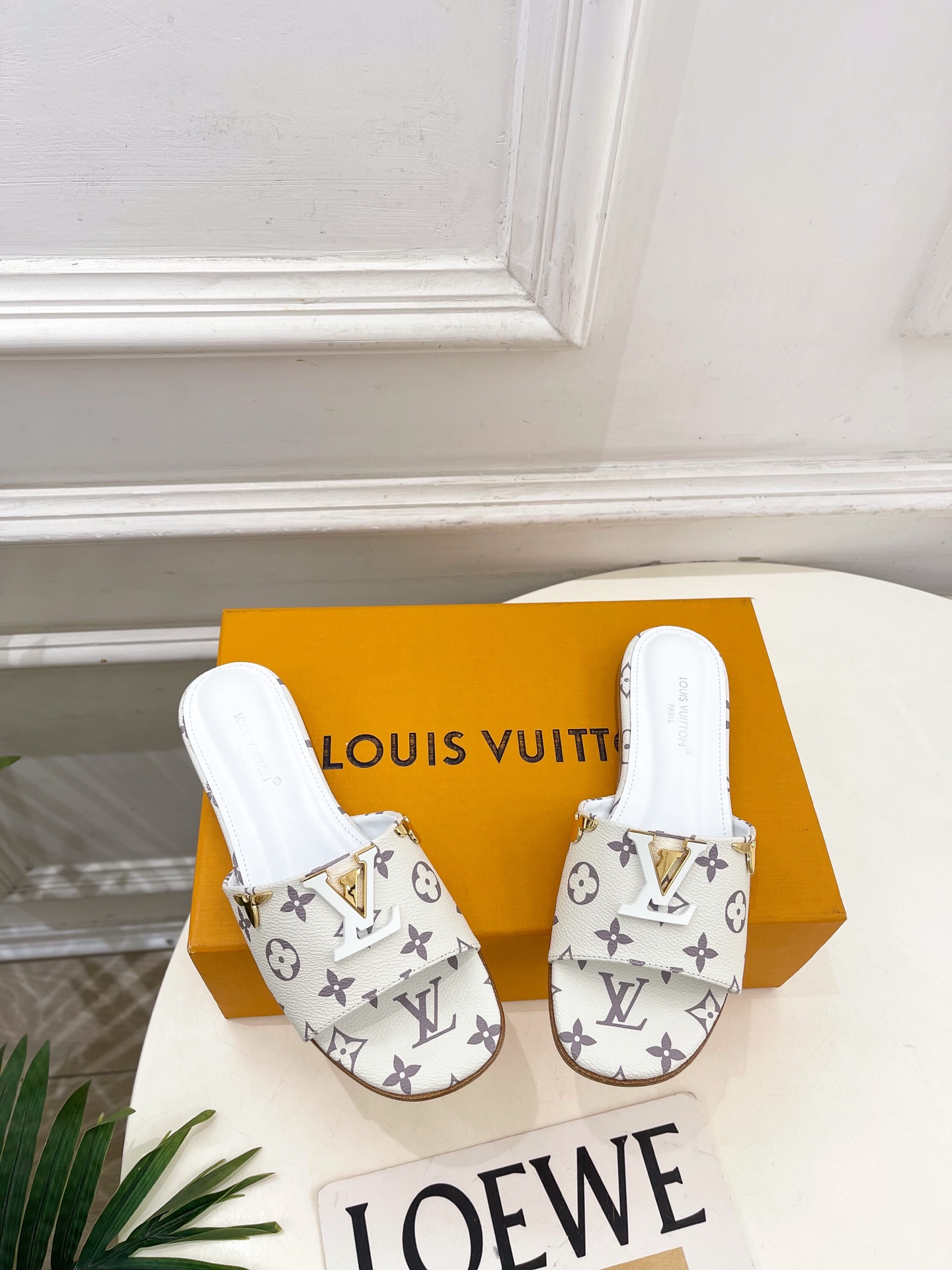 LV  | 路易威登  26𝐬𝐬 🧡💚2026春夏新款 顶级版本‼️原版一致专柜主打最新款 LV 金属字