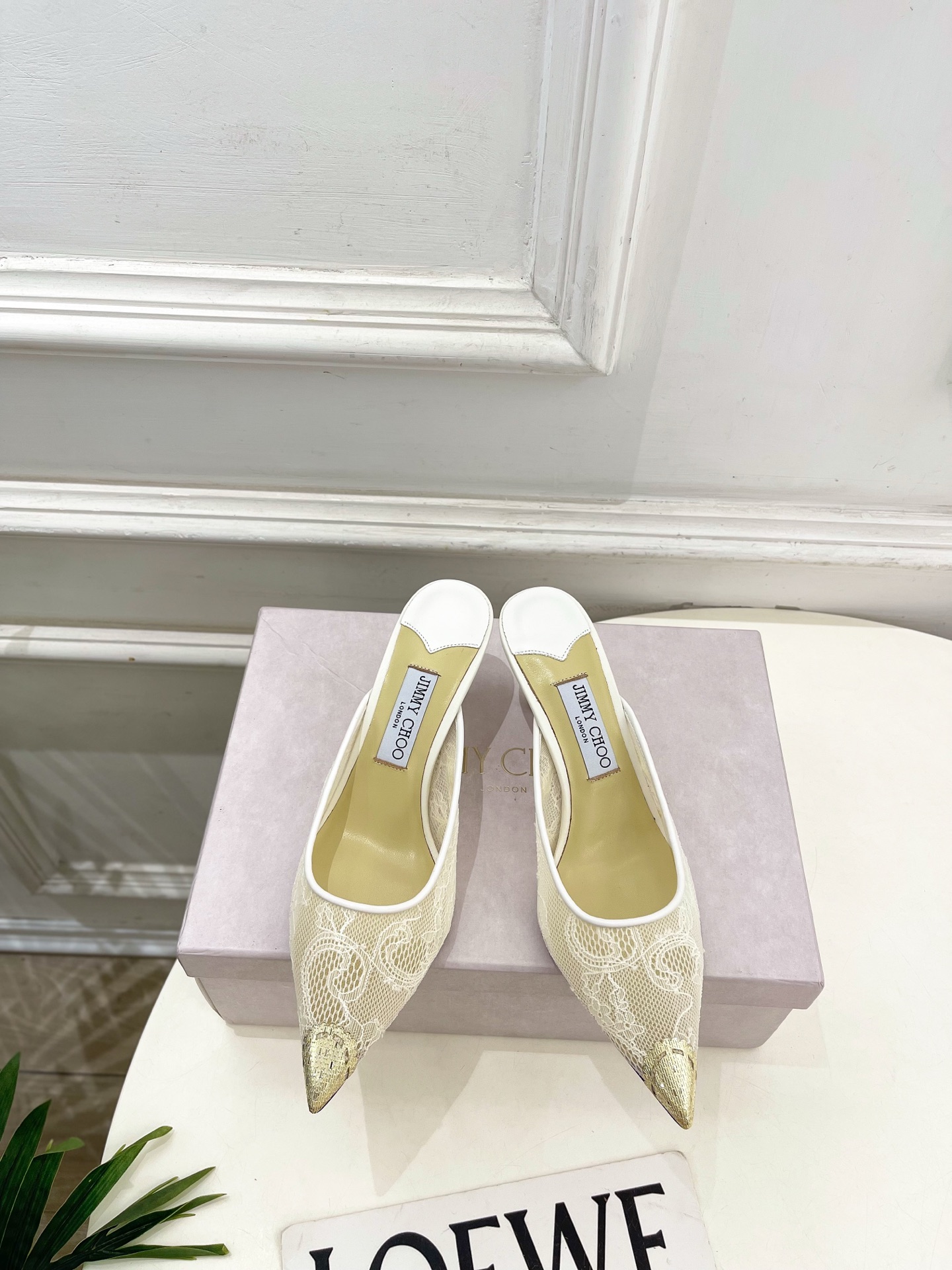 JimmyChoo 吉米周 26𝐬𝐬 ———    ✨ 2026春夏新品 专柜最新款 JC蕾丝金属头尖头