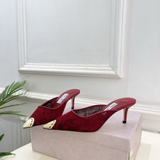 JimmyChoo 吉米周 26𝐬𝐬 ——— ✨ 2026春夏新品 专柜最新款 JC蕾丝金属头尖头 JimmyChoo 吉米周 26𝐬𝐬 ——— ✨ 2026春夏新品 专柜最新款 JC蕾丝金属头尖头