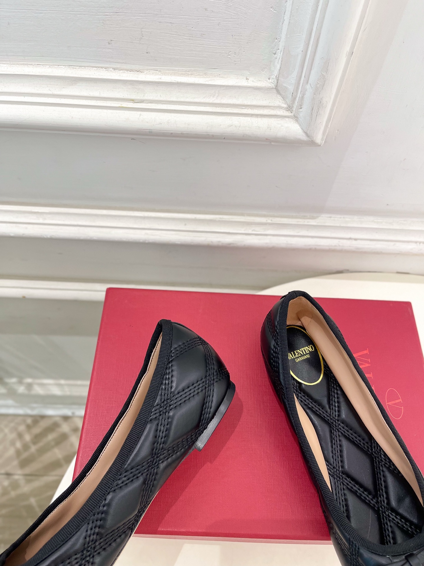 Valentino 华伦天奴 26𝐬𝐬2026春夏新品 VT菱格纹蝴蝶结芭蕾舞鞋上新☑️————————