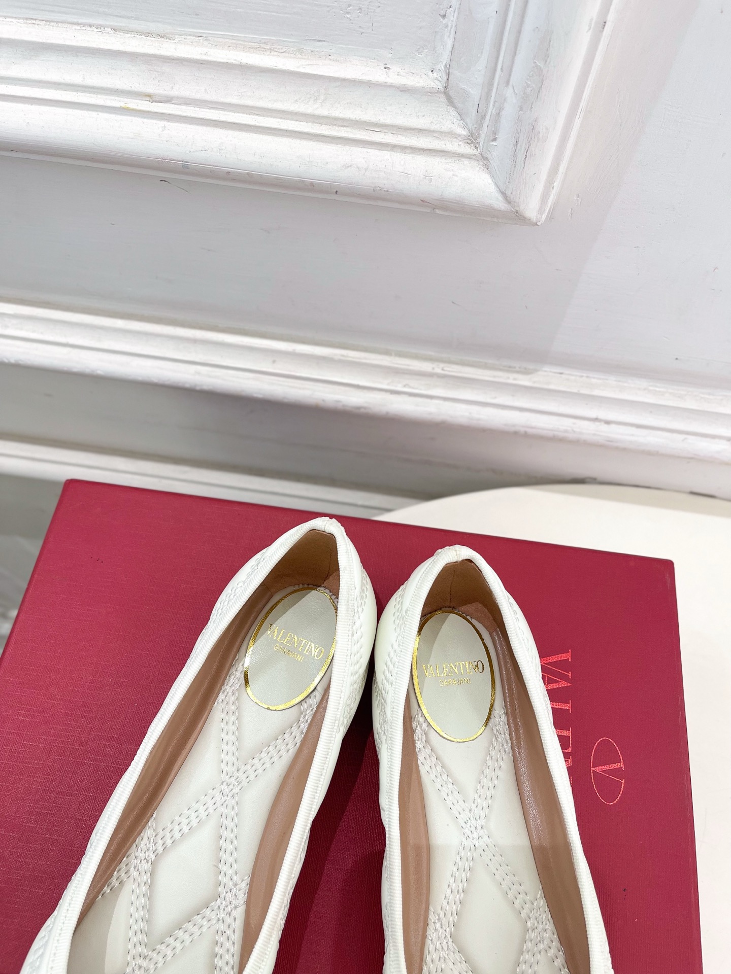 Valentino 华伦天奴 26𝐬𝐬2026春夏新品 VT菱格纹蝴蝶结芭蕾舞鞋上新☑️————————