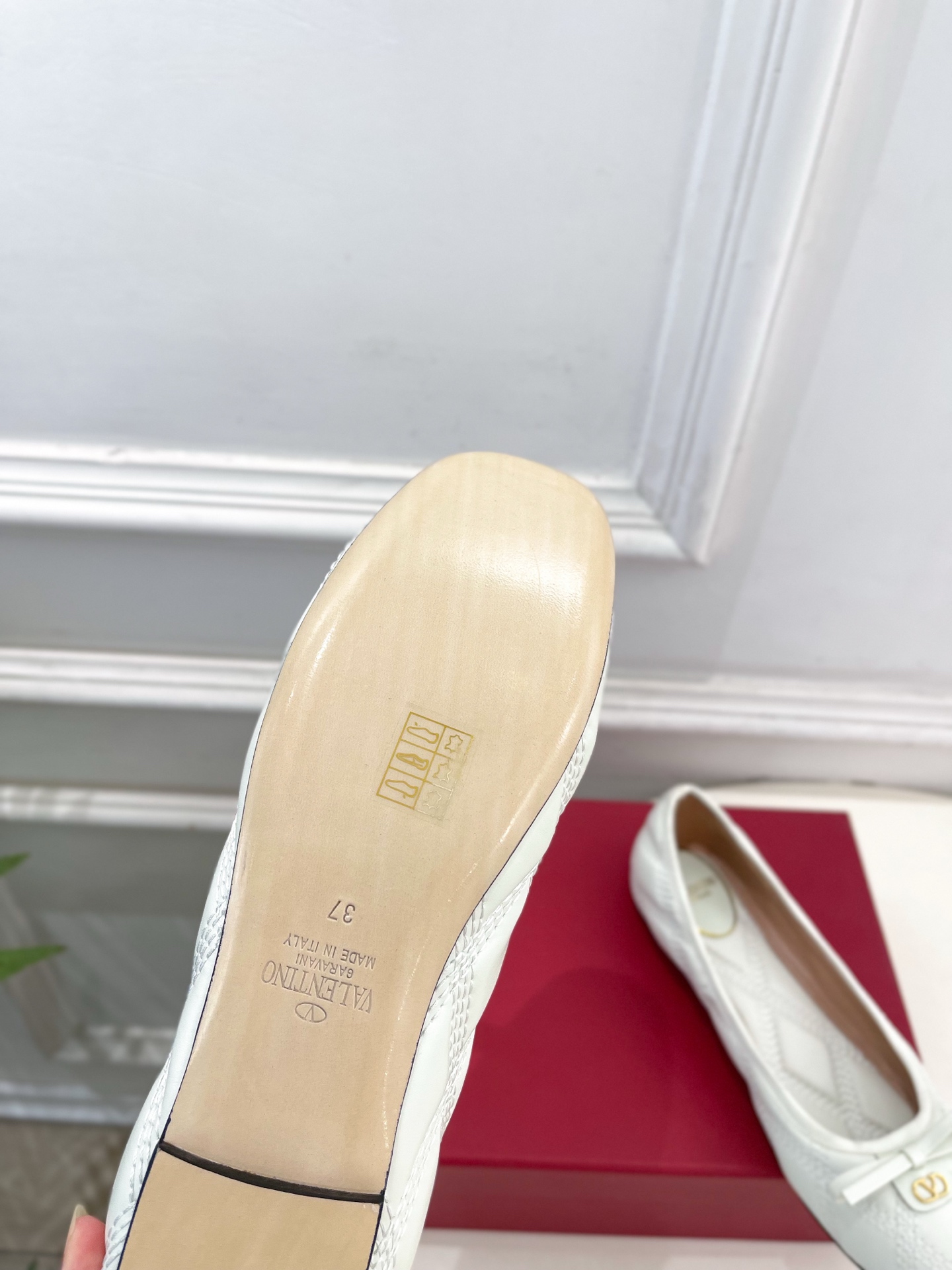Valentino 华伦天奴 26𝐬𝐬2026春夏新品 VT菱格纹蝴蝶结芭蕾舞鞋上新☑️————————
