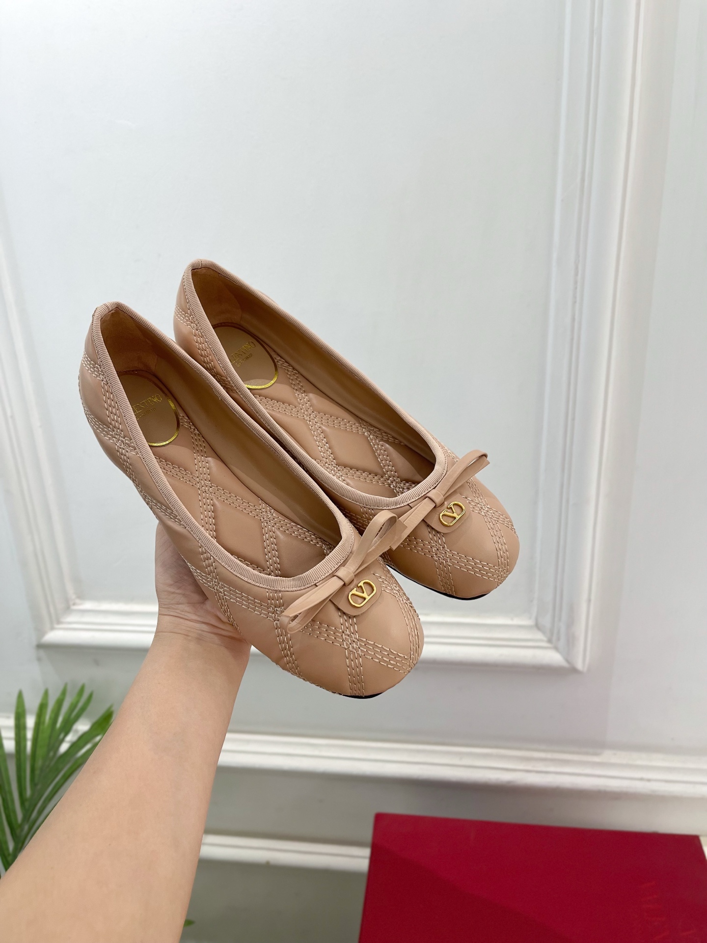 Valentino 华伦天奴 26𝐬𝐬2026春夏新品 VT菱格纹蝴蝶结芭蕾舞鞋上新☑️————————