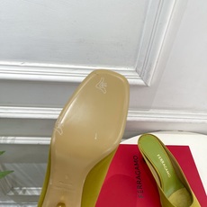 Ferragamo|菲拉格慕26𝐬𝐬2026春夏新品 极简异形金属跟半拖鞋 火爆上新! 这鞋绝对是黑马 Ferragamo|菲拉格慕26𝐬𝐬2026春夏新品 极简异形金属跟半拖鞋 火爆上新! 这鞋绝对是黑马