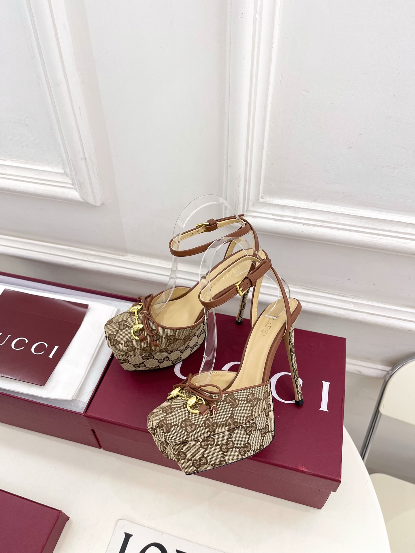 Gucci |  古驰  26𝐬𝐬 ⭐️ G家 主打系列终于面世，狠货值得期待！原有的经典 创造新设计 
