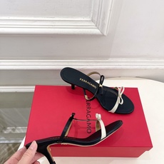 Ferragamo|菲拉格慕26𝐬𝐬2026春夏新品 经典小猫跟蝴蝶结拖鞋 火爆上新! 这鞋绝对是黑马 Ferragamo|菲拉格慕26𝐬𝐬2026春夏新品 经典小猫跟蝴蝶结拖鞋 火爆上新! 这鞋绝对是黑马