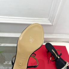 Ferragamo|菲拉格慕26𝐬𝐬2026春夏新品 经典小猫跟蝴蝶结拖鞋 火爆上新! 这鞋绝对是黑马 Ferragamo|菲拉格慕26𝐬𝐬2026春夏新品 经典小猫跟蝴蝶结拖鞋 火爆上新! 这鞋绝对是黑马