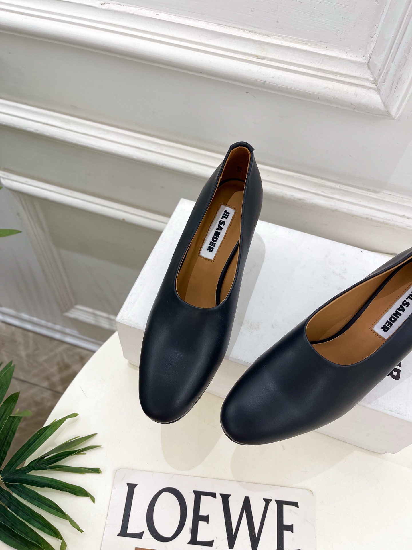 Jil Sander(吉尔·桑达）2026 春夏新品 JD极简复古粗跟深口单鞋————————JS作为这