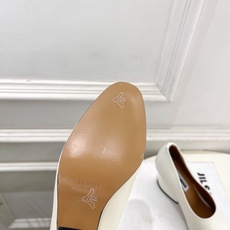 Jil Sander(吉尔·桑达)2026 春夏新品 JD极简复古粗跟深口单鞋————————JS作为这 Jil Sander(吉尔·桑达)2026 春夏新品 JD极简复古粗跟深口单鞋————————JS作为这