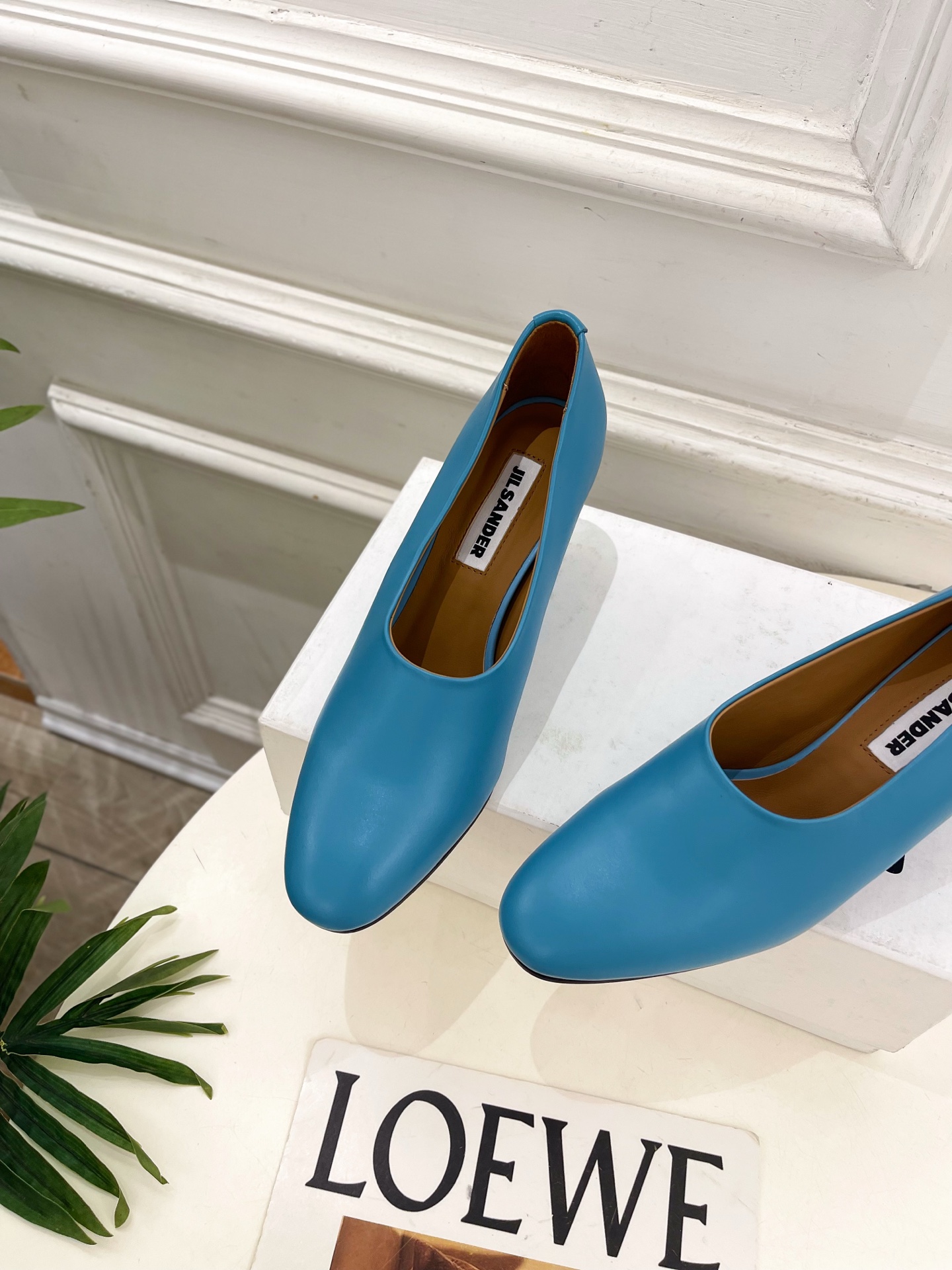 Jil Sander(吉尔·桑达）2026 春夏新品 JD极简复古粗跟深口单鞋————————JS作为这