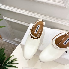 Jil Sander(吉尔·桑达)2026 春夏新品 JD极简复古细带搭扣粗跟穆勒鞋————————JS Jil Sander(吉尔·桑达)2026 春夏新品 JD极简复古细带搭扣粗跟穆勒鞋————————JS