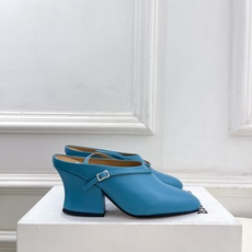 Jil Sander(吉尔·桑达)2026 春夏新品 JD极简复古细带搭扣粗跟穆勒鞋————————JS Jil Sander(吉尔·桑达)2026 春夏新品 JD极简复古细带搭扣粗跟穆勒鞋————————JS