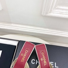 𝐂𝐇𝐀𝐍𝐄𝐋 | 小香 26𝐬𝐬 🦋2026 春夏新品 专柜经典走秀款 小香双C编织交叉带猫跟拖鞋 𝐂𝐇𝐀𝐍𝐄𝐋 | 小香 26𝐬𝐬 🦋2026 春夏新品 专柜经典走秀款 小香双C编织交叉带猫跟拖鞋