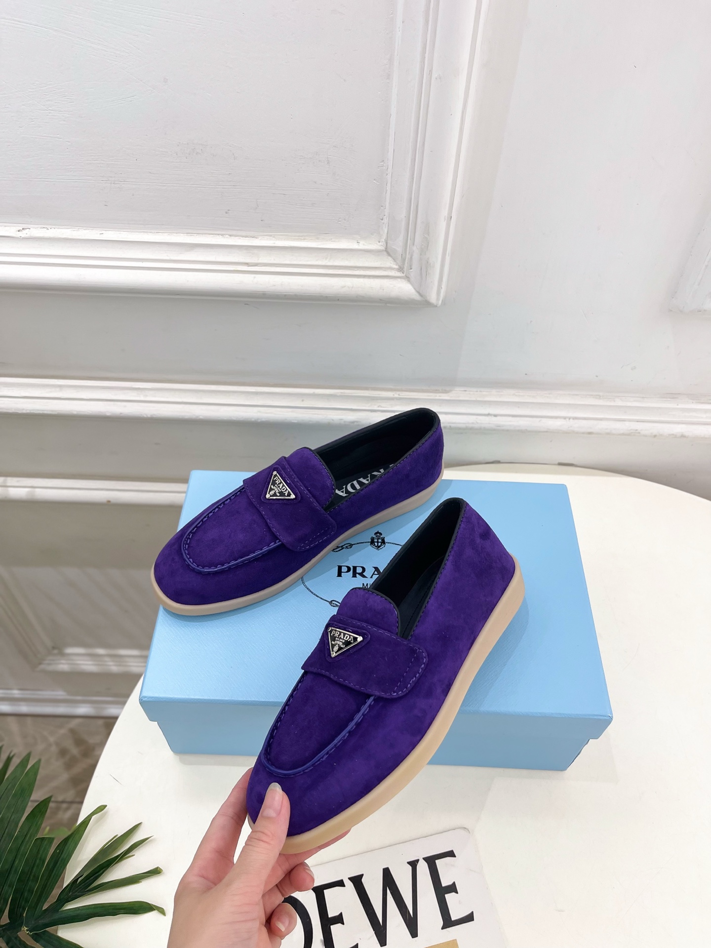 PRADA 普拉达 26𝐬𝐬 🌈2026春夏新品 专柜走秀款 经典金属三角标情侣款乐福鞋 系列〰鞋面: PRADA 普拉达 26𝐬𝐬 🌈2026春夏新品 专柜走秀款 经典金属三角标情侣款乐福鞋 系列〰鞋面: