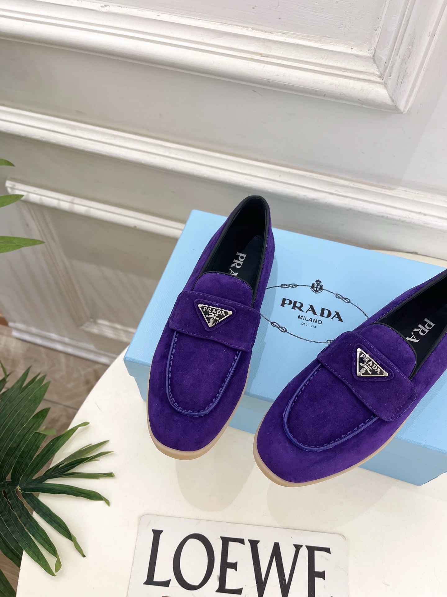 PRADA 普拉达 26𝐬𝐬 🌈2026春夏新品 专柜走秀款 经典金属三角标情侣款乐福鞋 系列〰鞋面: PRADA 普拉达 26𝐬𝐬 🌈2026春夏新品 专柜走秀款 经典金属三角标情侣款乐福鞋 系列〰鞋面: