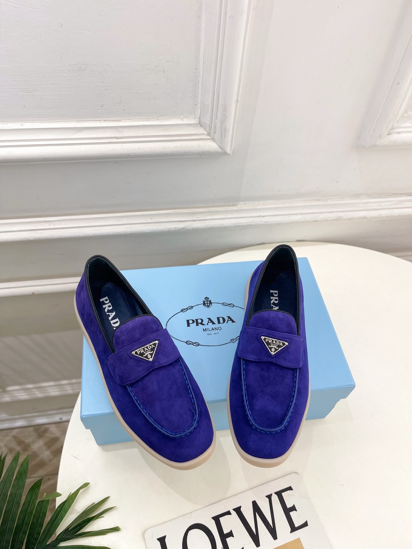 PRADA 普拉达 26𝐬𝐬 🌈2026春夏新品 专柜走秀款 经典金属三角标情侣款乐福鞋 系列〰鞋面: PRADA 普拉达 26𝐬𝐬 🌈2026春夏新品 专柜走秀款 经典金属三角标情侣款乐福鞋 系列〰鞋面: