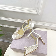 JimmyChoo 吉米周 26𝐬𝐬 ——— ✨ 2026春夏新品 专柜最新款 JC经典珍珠鱼嘴高 JimmyChoo 吉米周 26𝐬𝐬 ——— ✨ 2026春夏新品 专柜最新款 JC经典珍珠鱼嘴高
